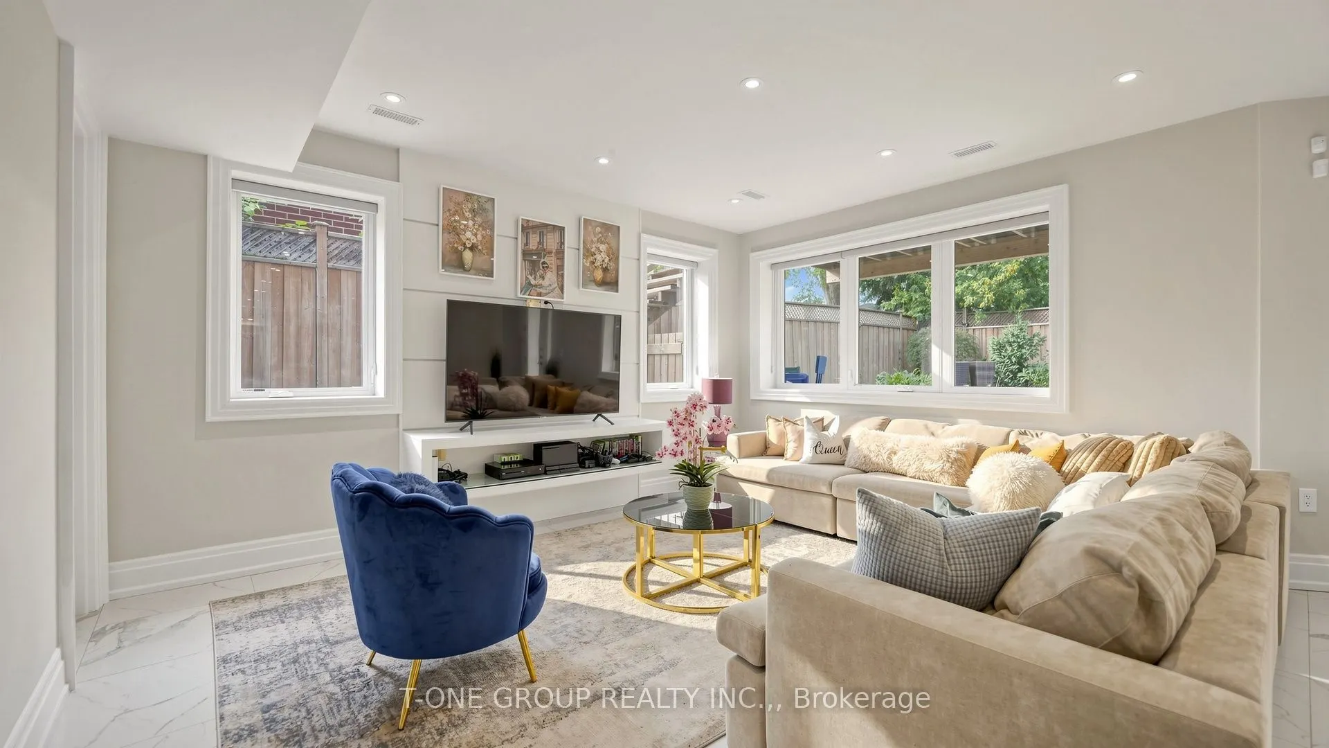 43 Rockport Crescent