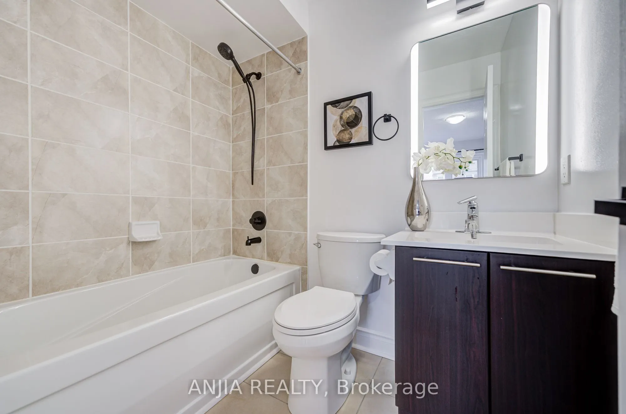 25 Galleria Parkway #23