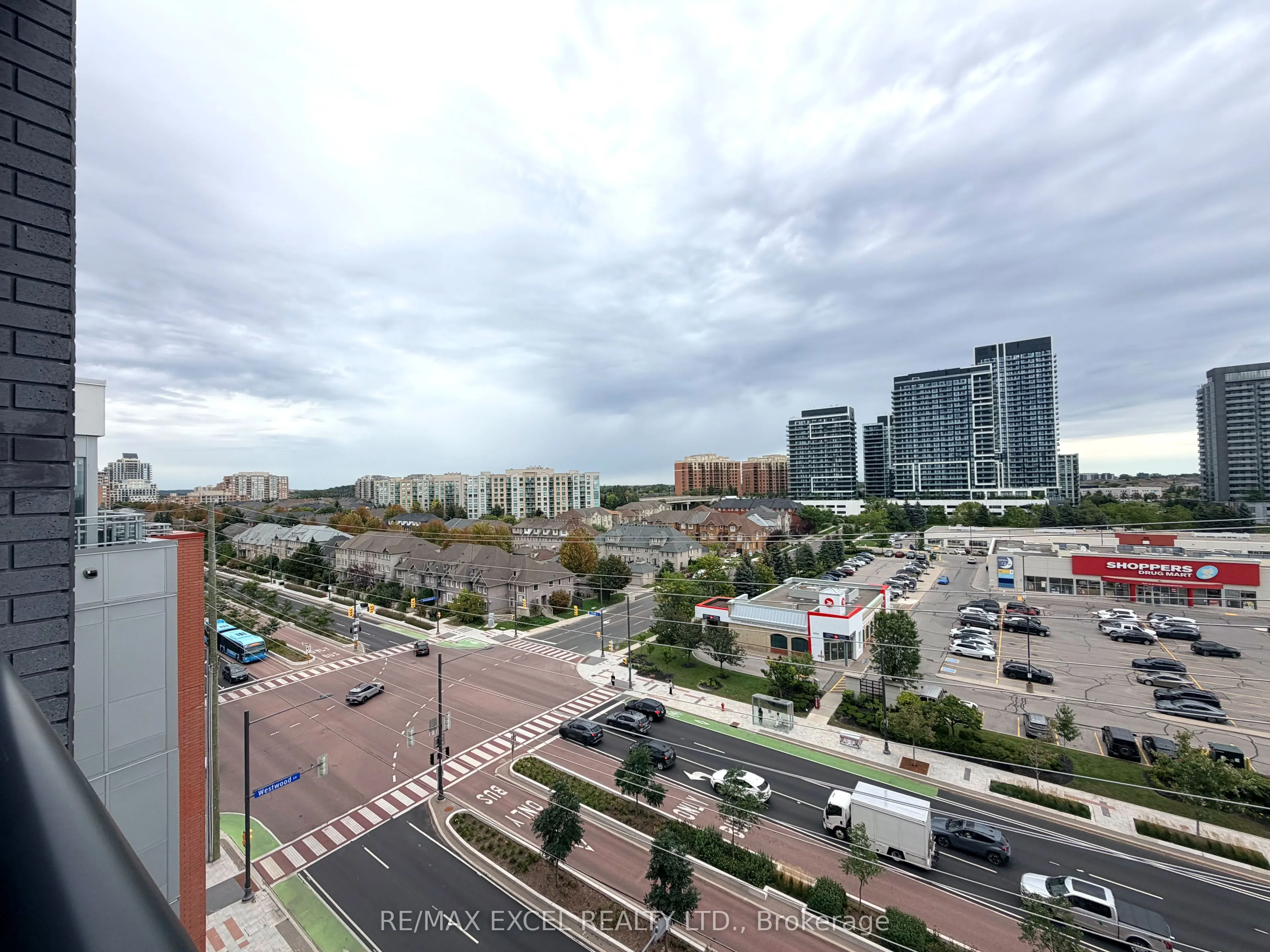 8868 Yonge Street #809E