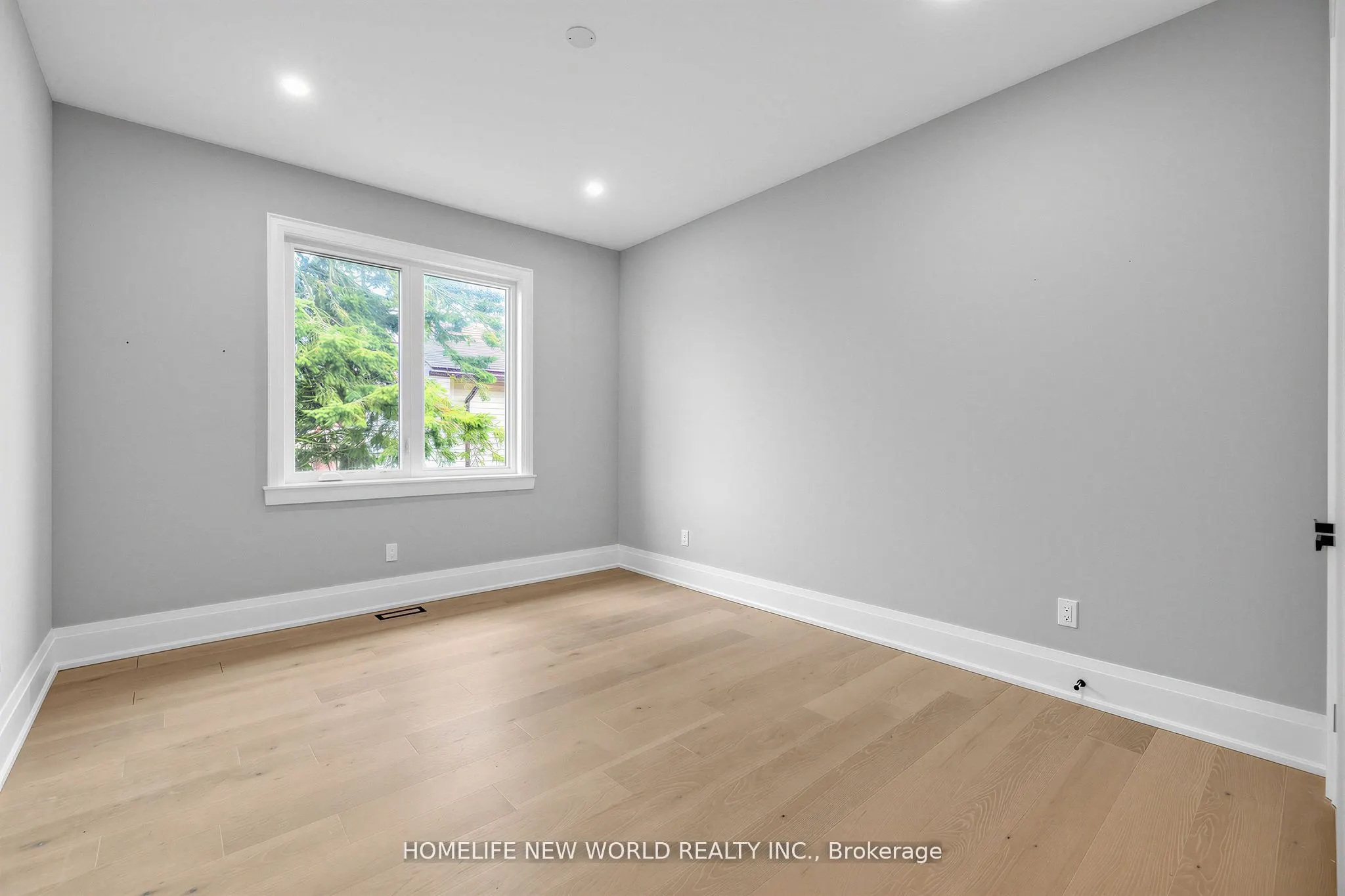 225 Sunnybrae Avenue