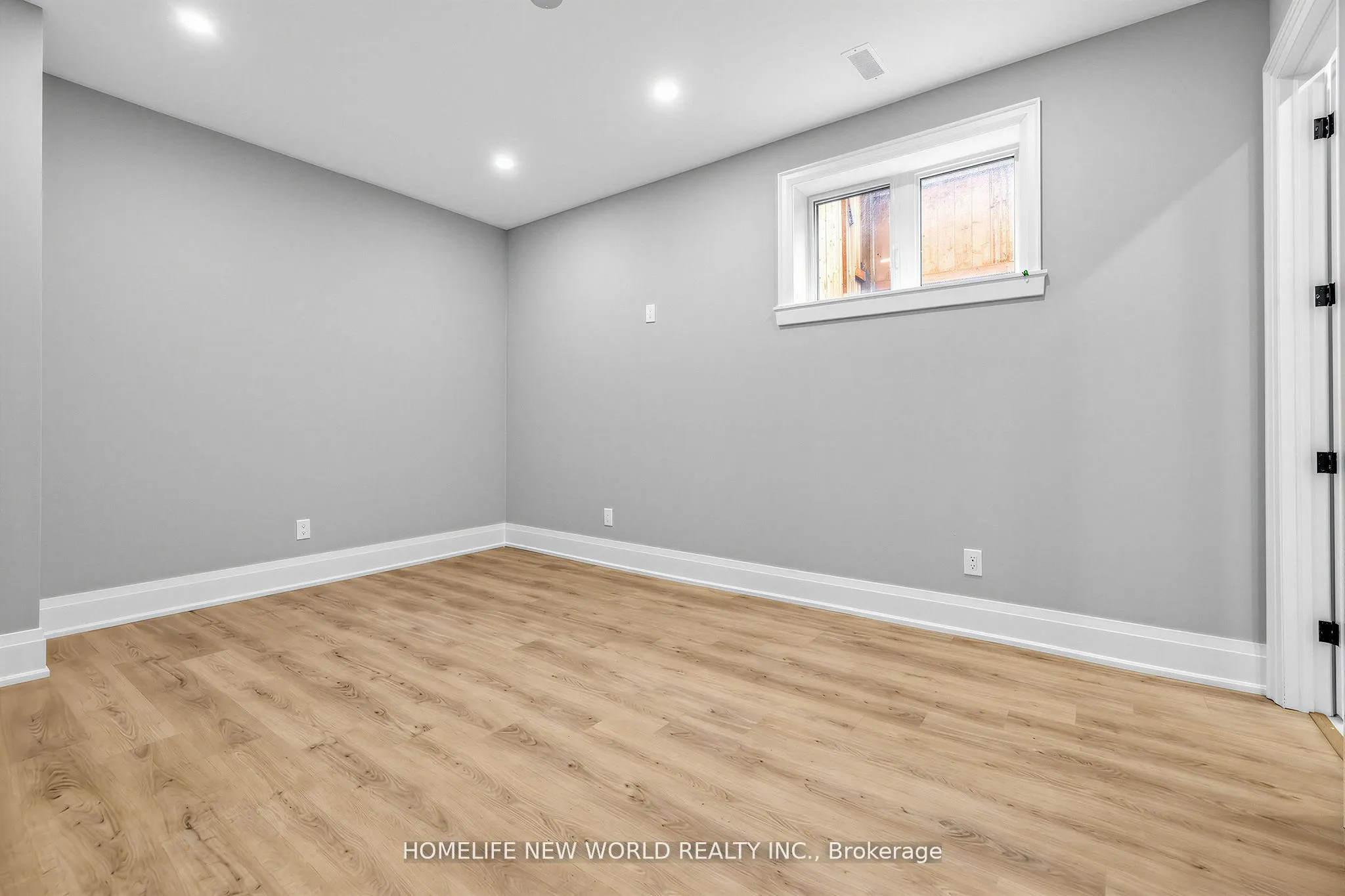 225 Sunnybrae Avenue