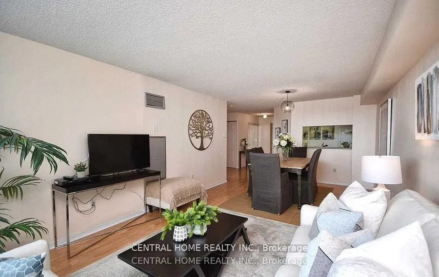 7825 Bayview Avenue #502