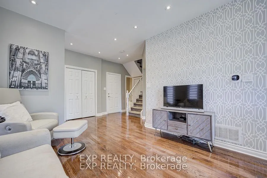 292 Sheridan Court