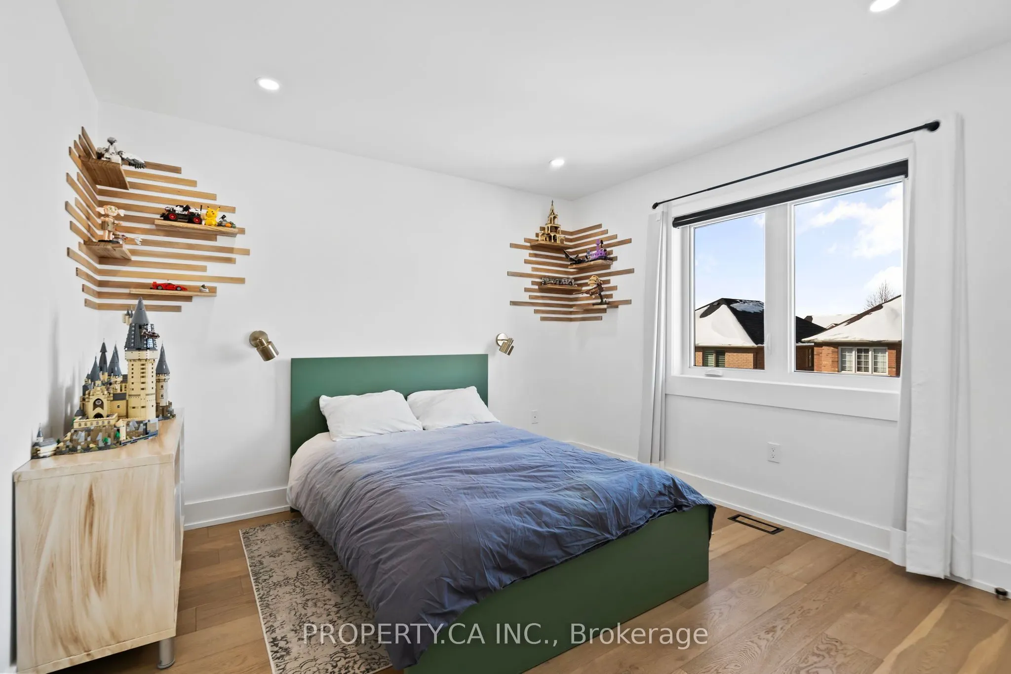 44 Andrew Hill Drive
