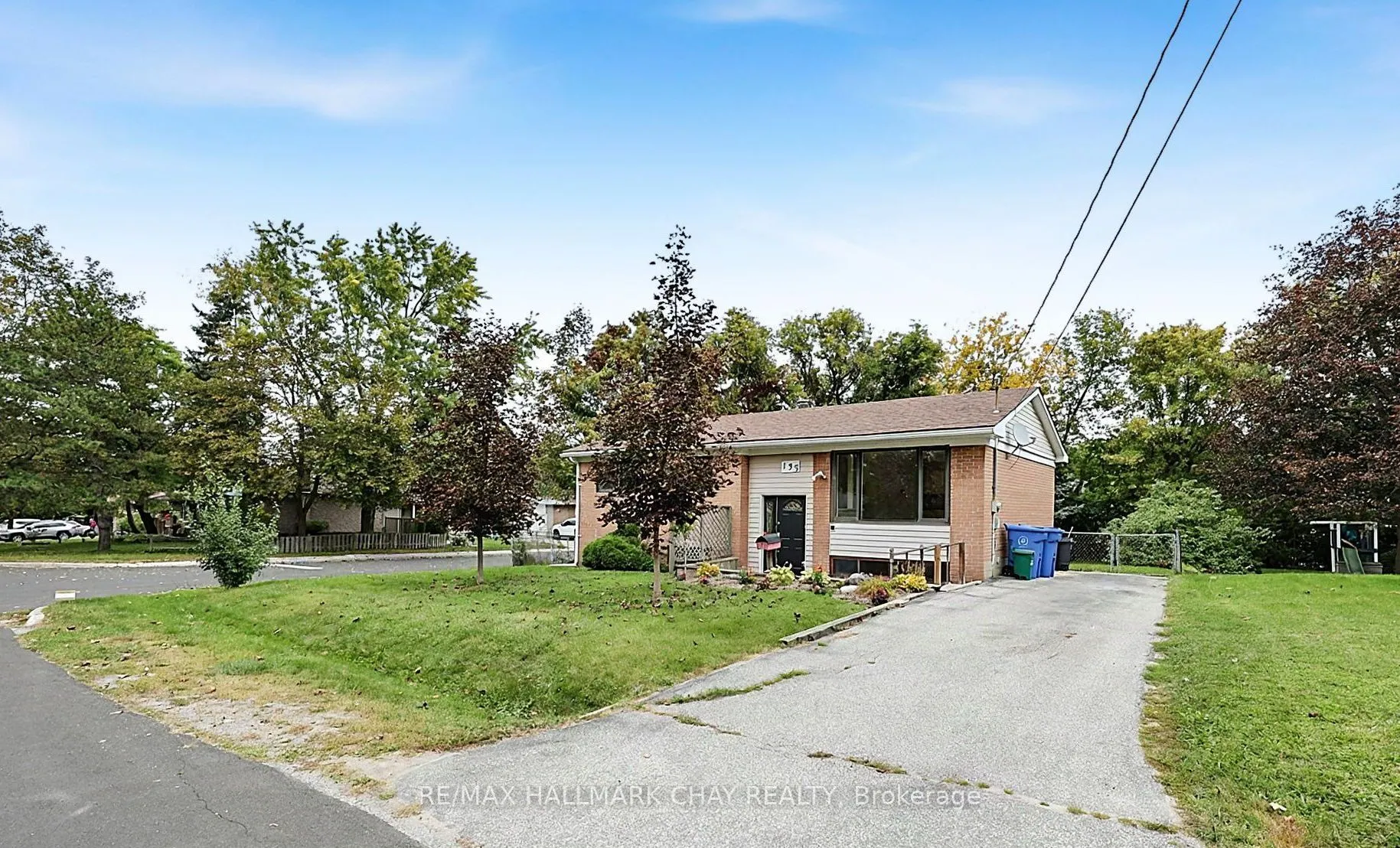 135 Peter Street