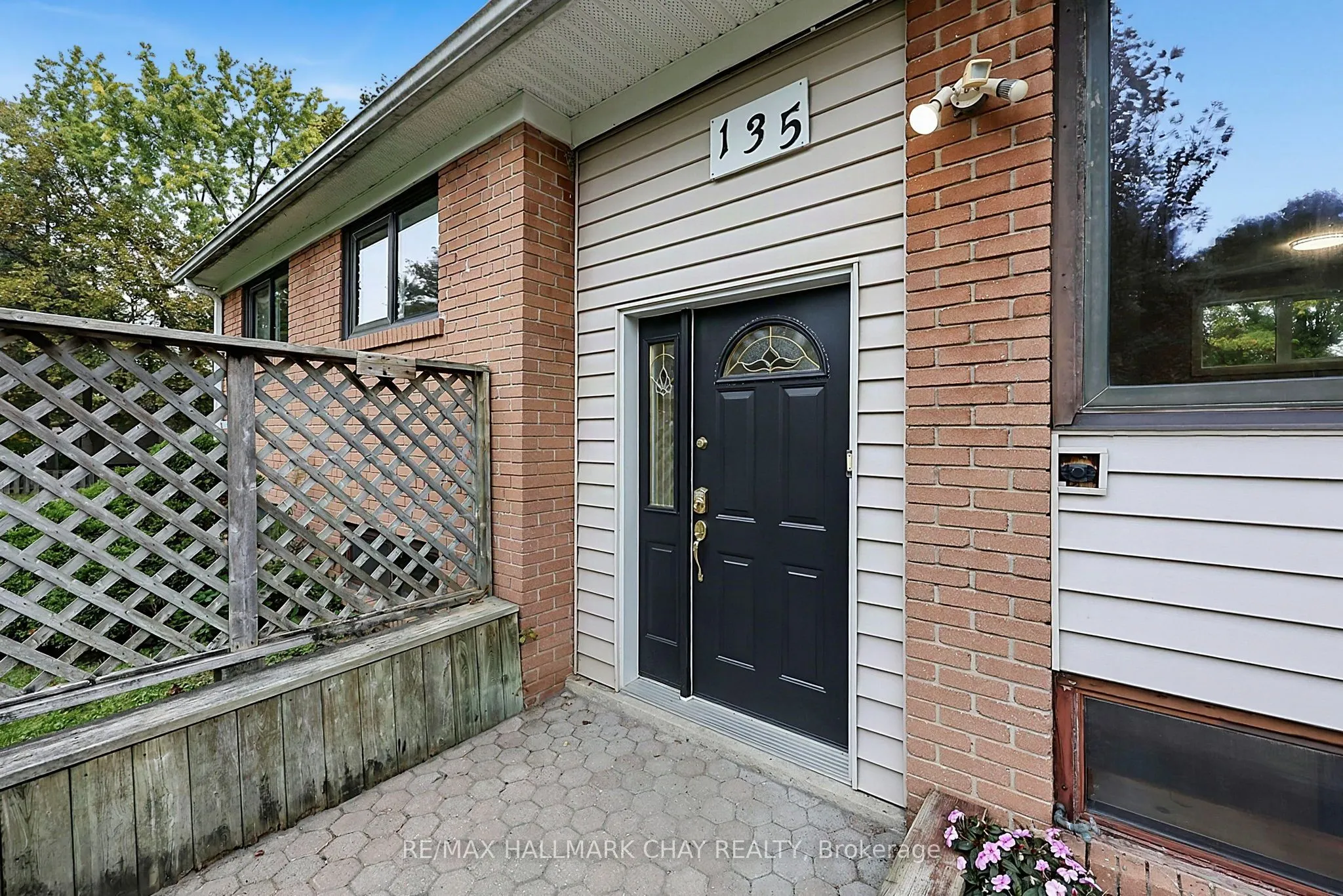 135 Peter Street