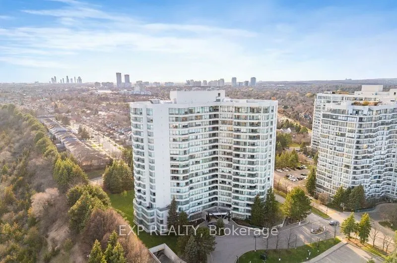 7250 Yonge Street #206