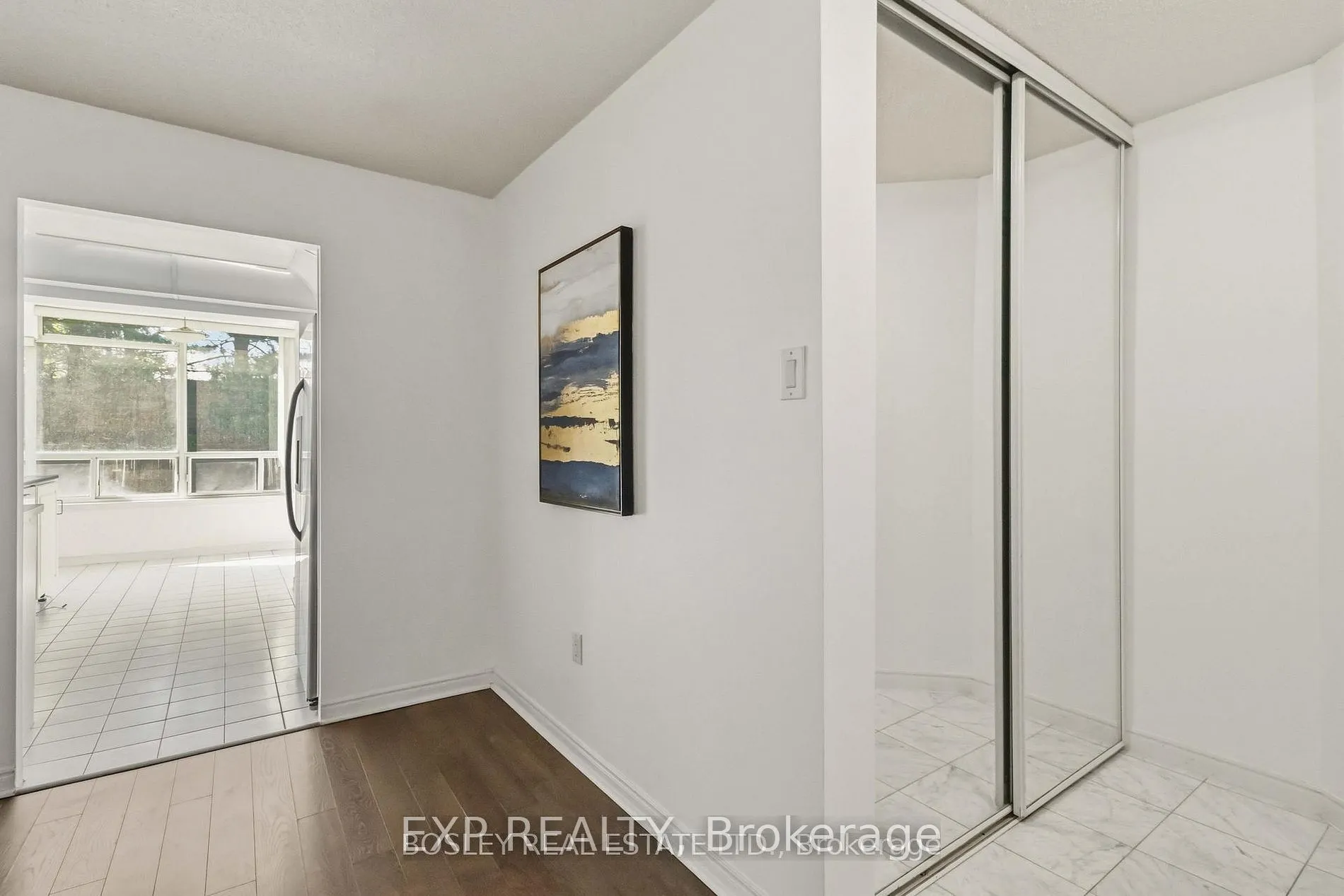 7250 Yonge Street #206