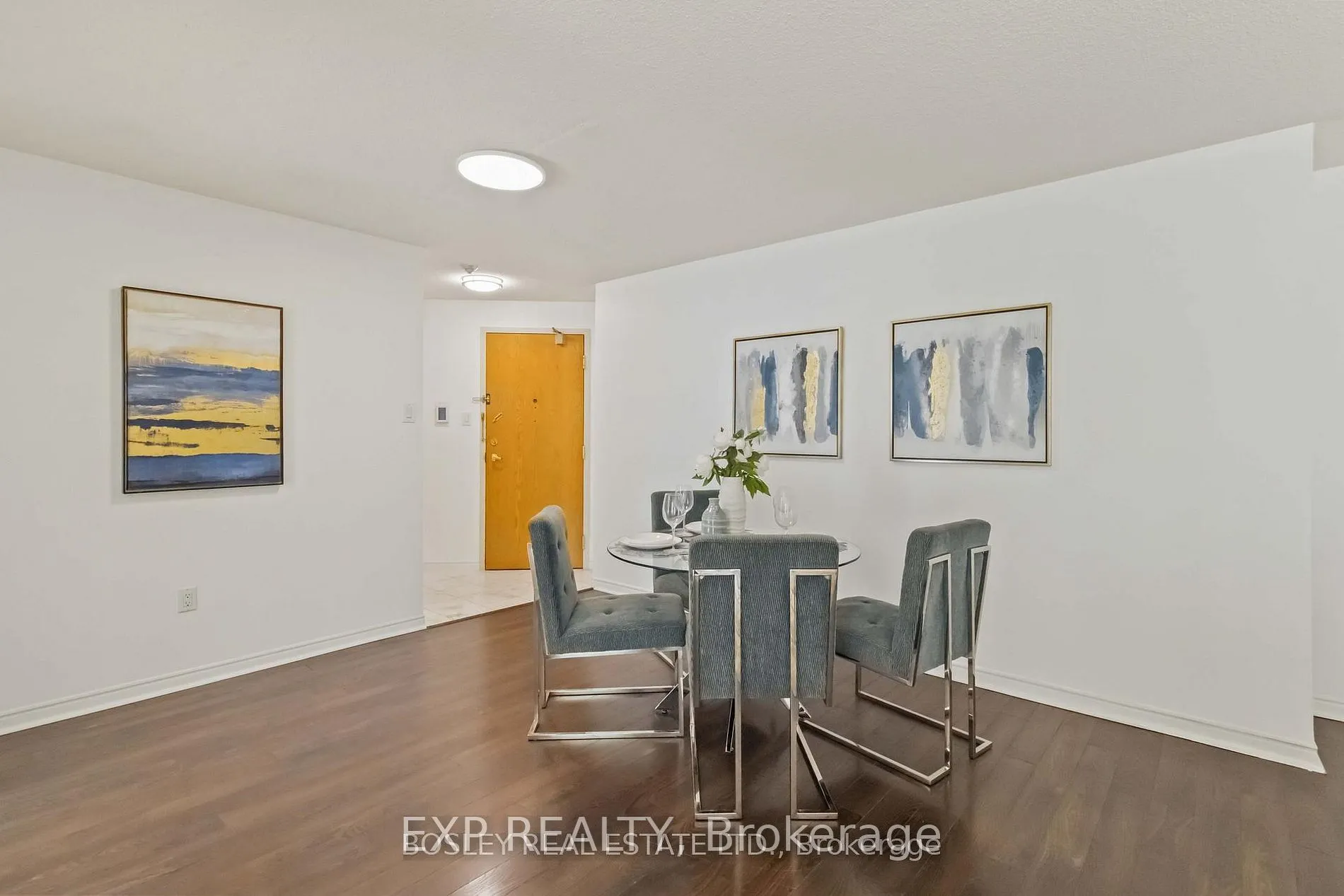 7250 Yonge Street #206