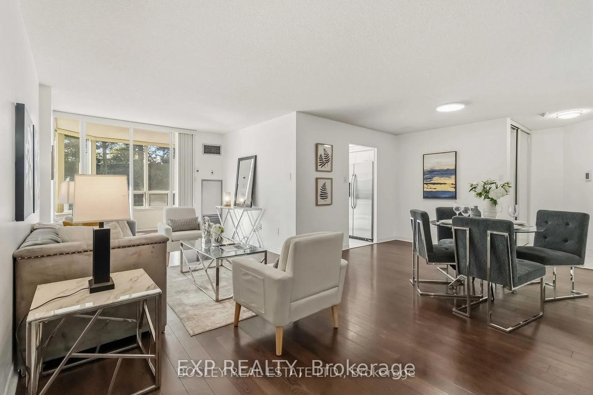 7250 Yonge Street #206
