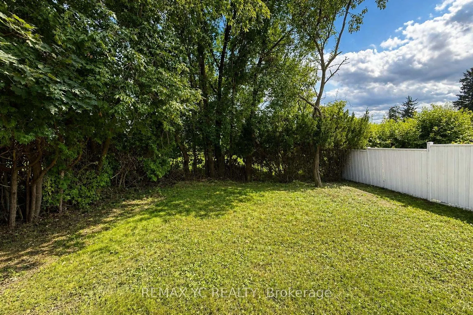 35 Kitsilano Crescent