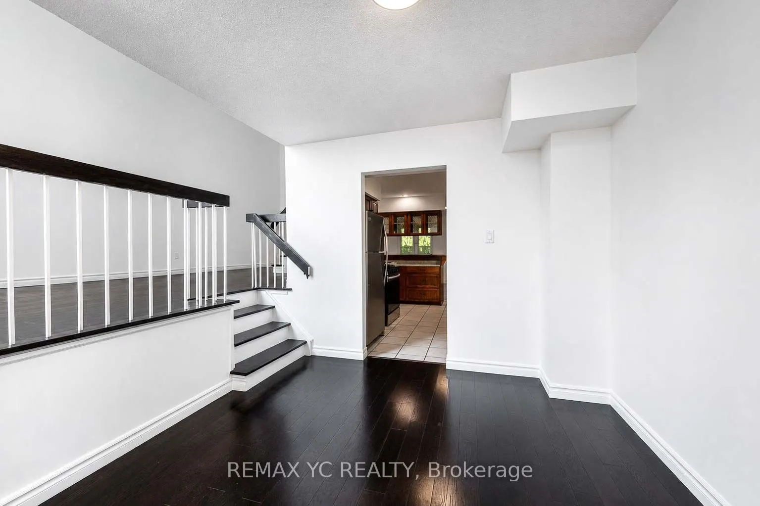 35 Kitsilano Crescent