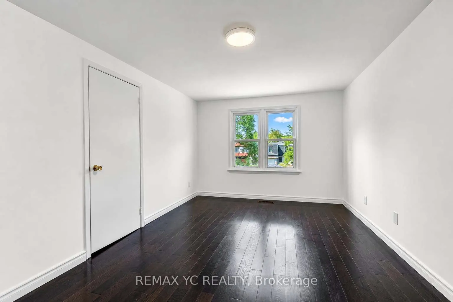 35 Kitsilano Crescent