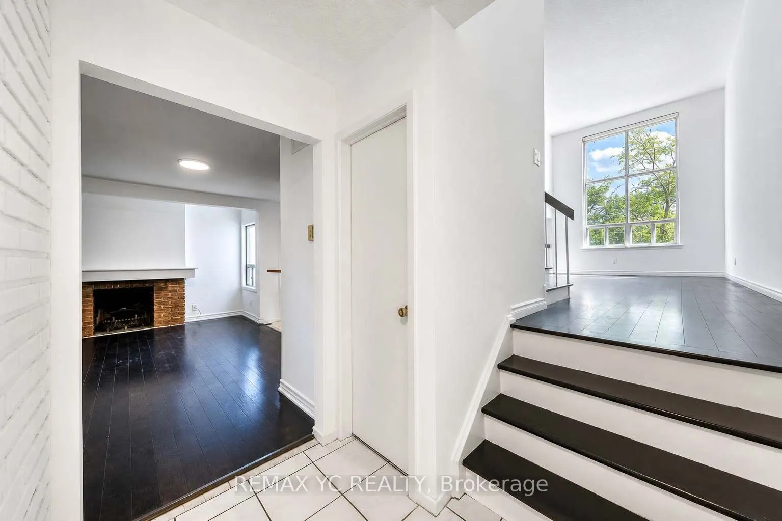 35 Kitsilano Crescent