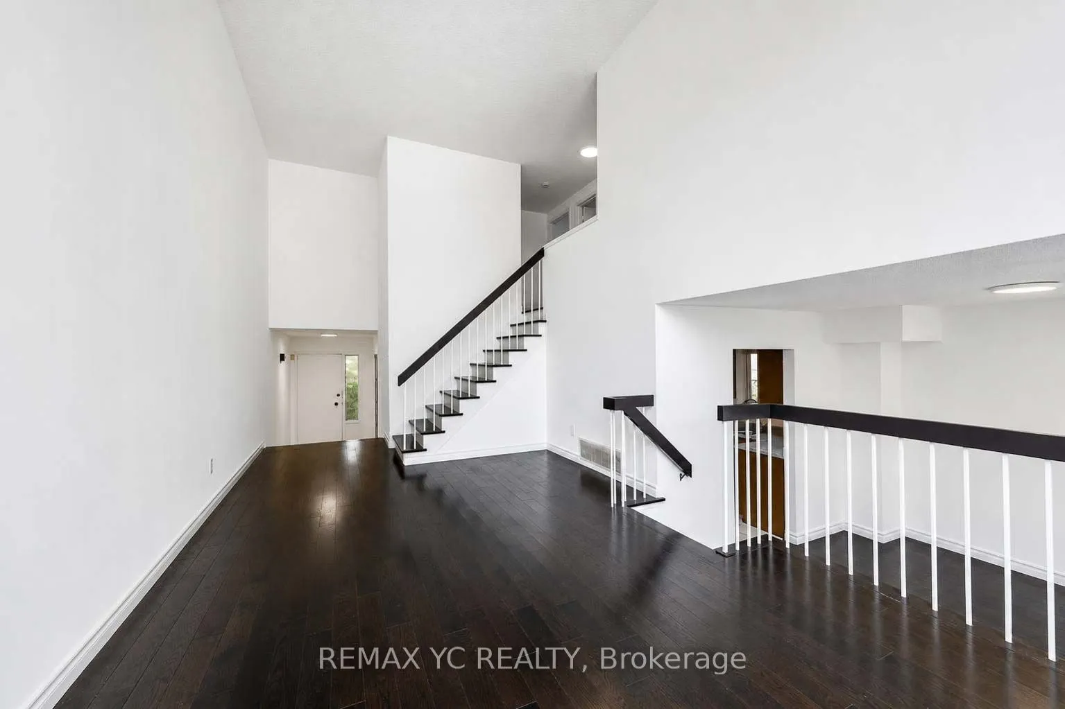 35 Kitsilano Crescent
