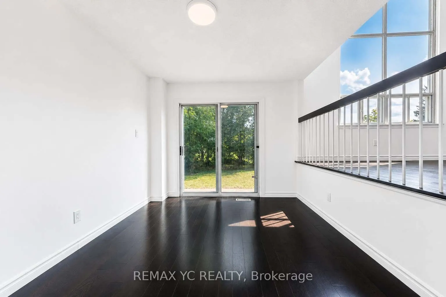35 Kitsilano Crescent