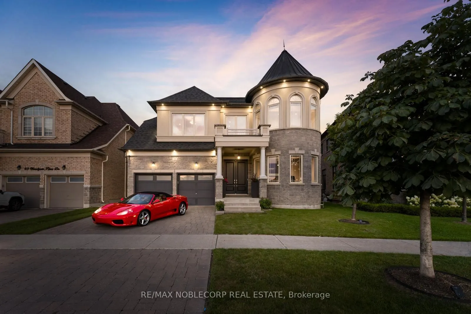 91 Woodgate Pines Drive