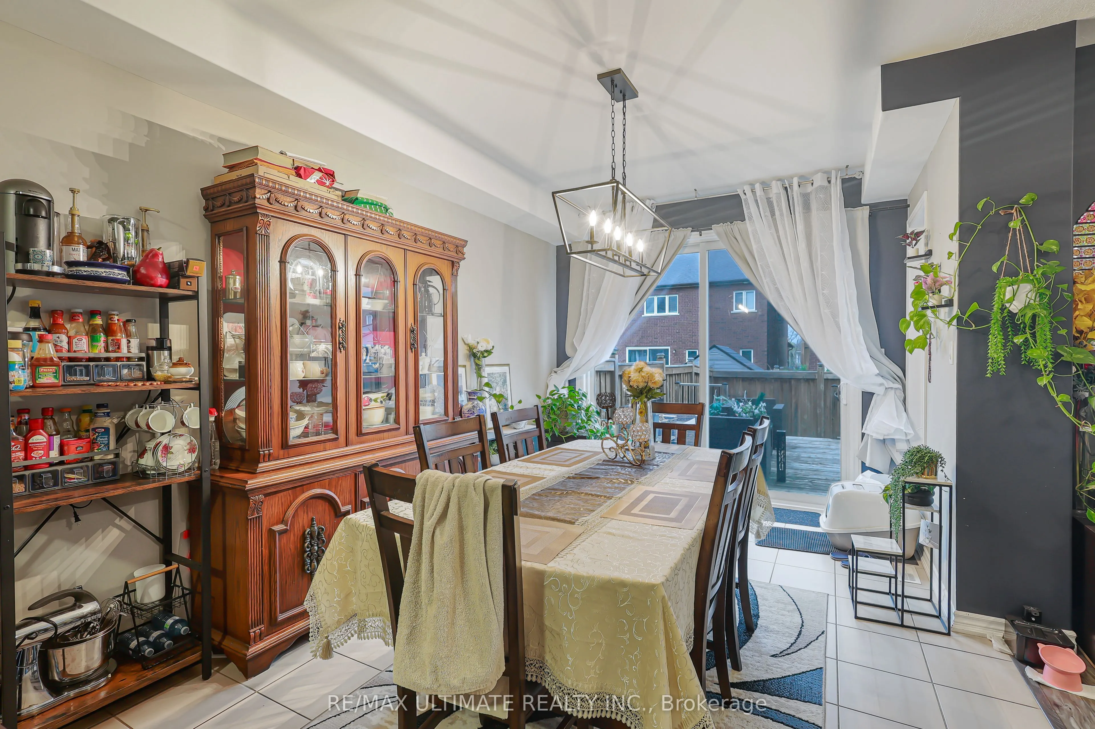 42 Walker Boulevard #Upper