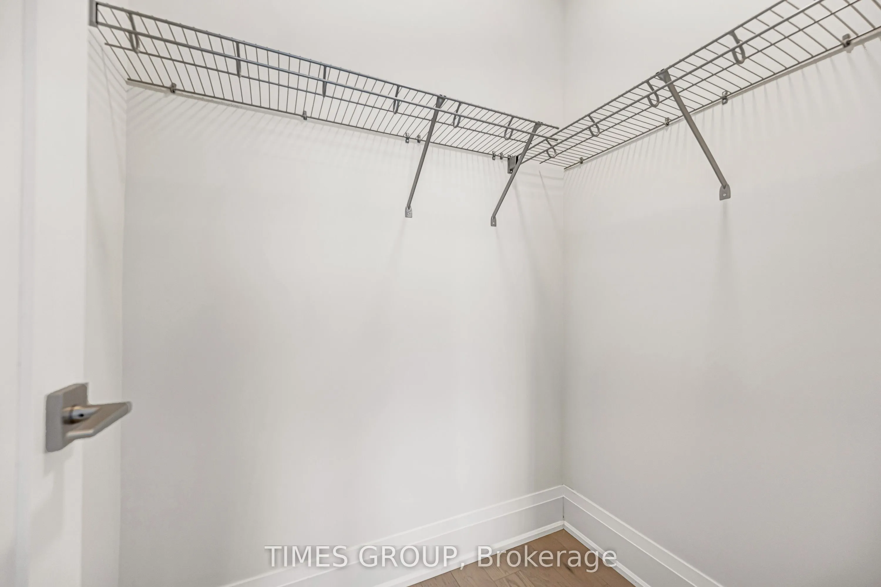 126 Grimsby Lane #04