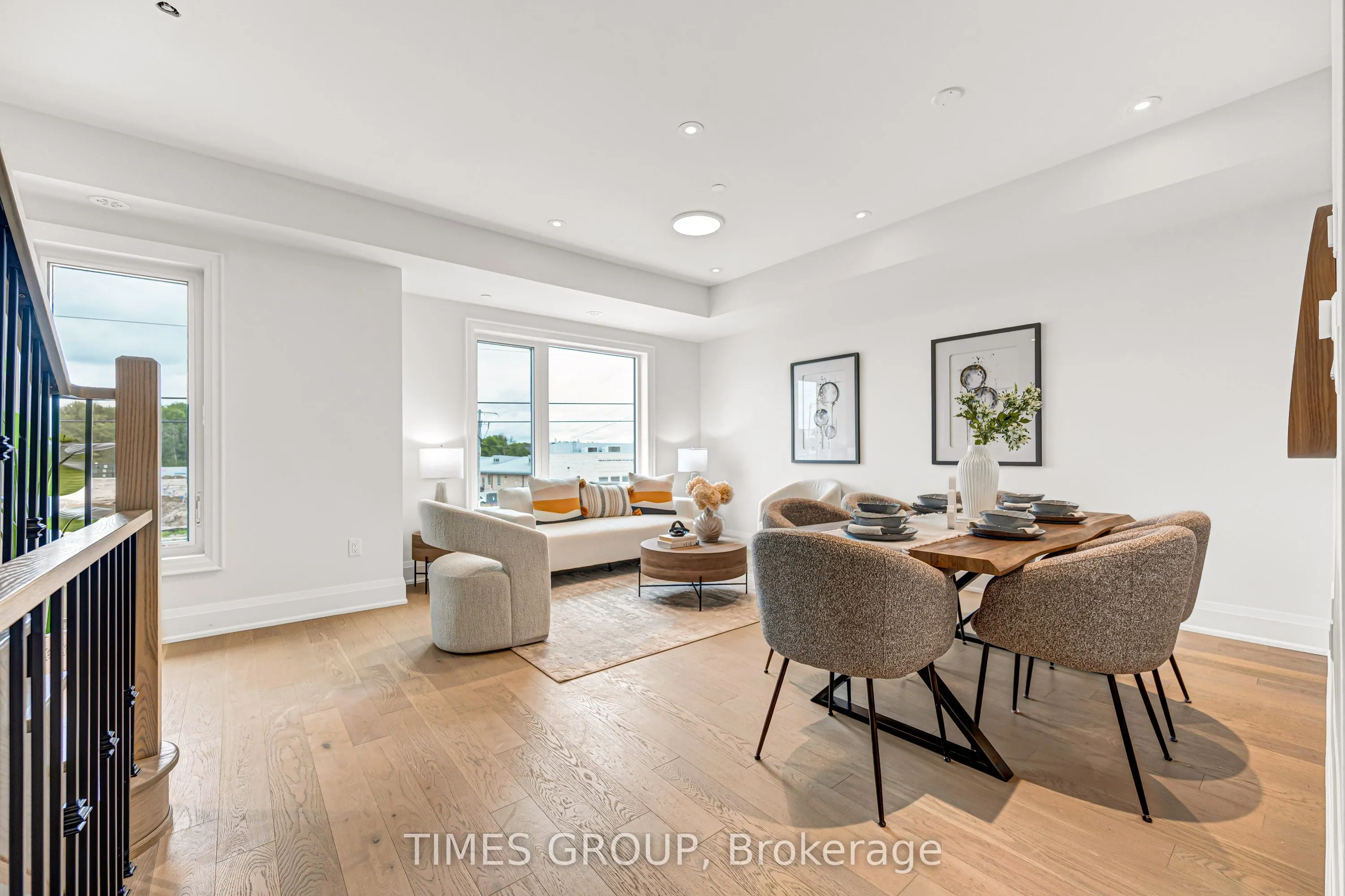 126 Grimsby Lane #04