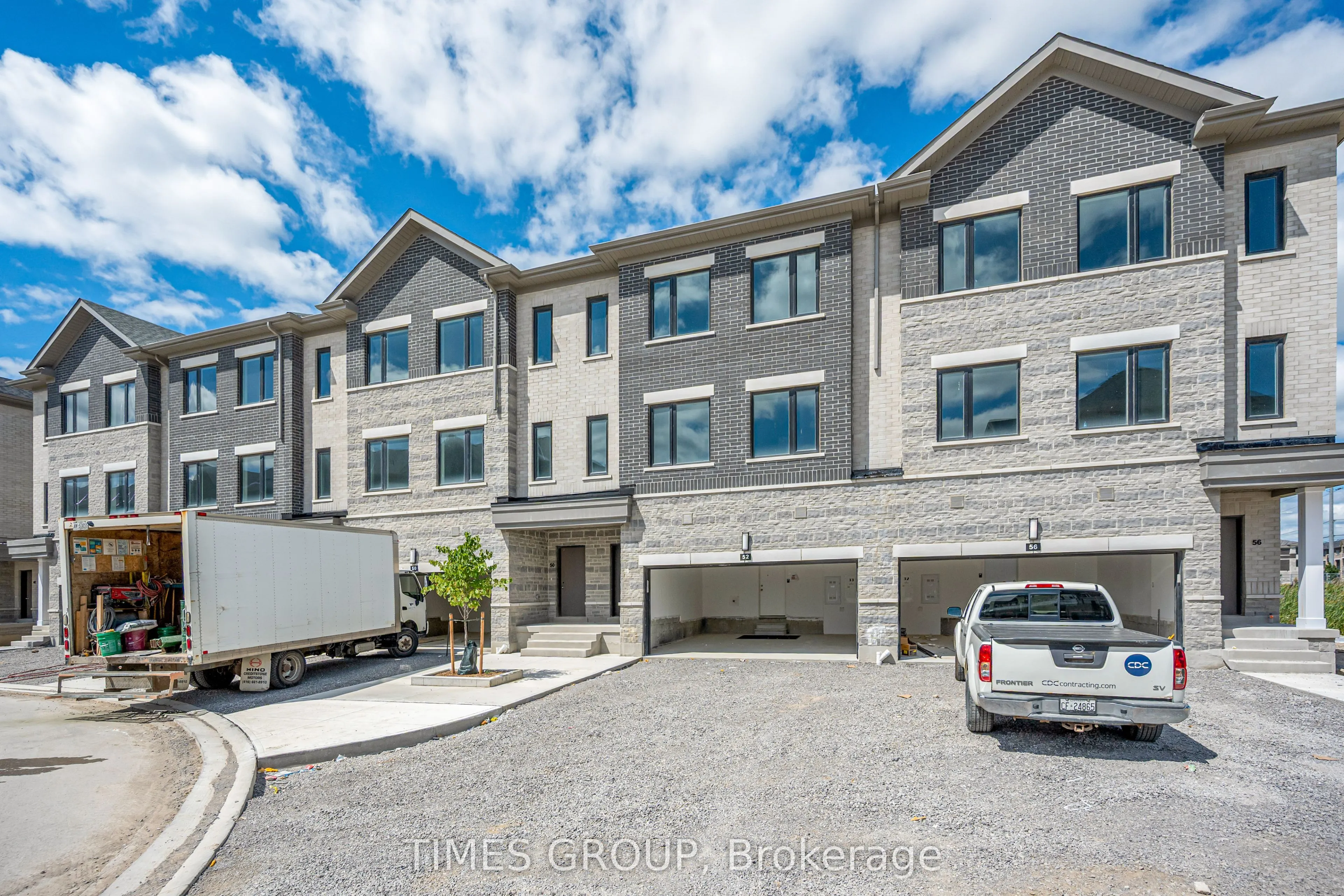 52 Grimsby Lane #33