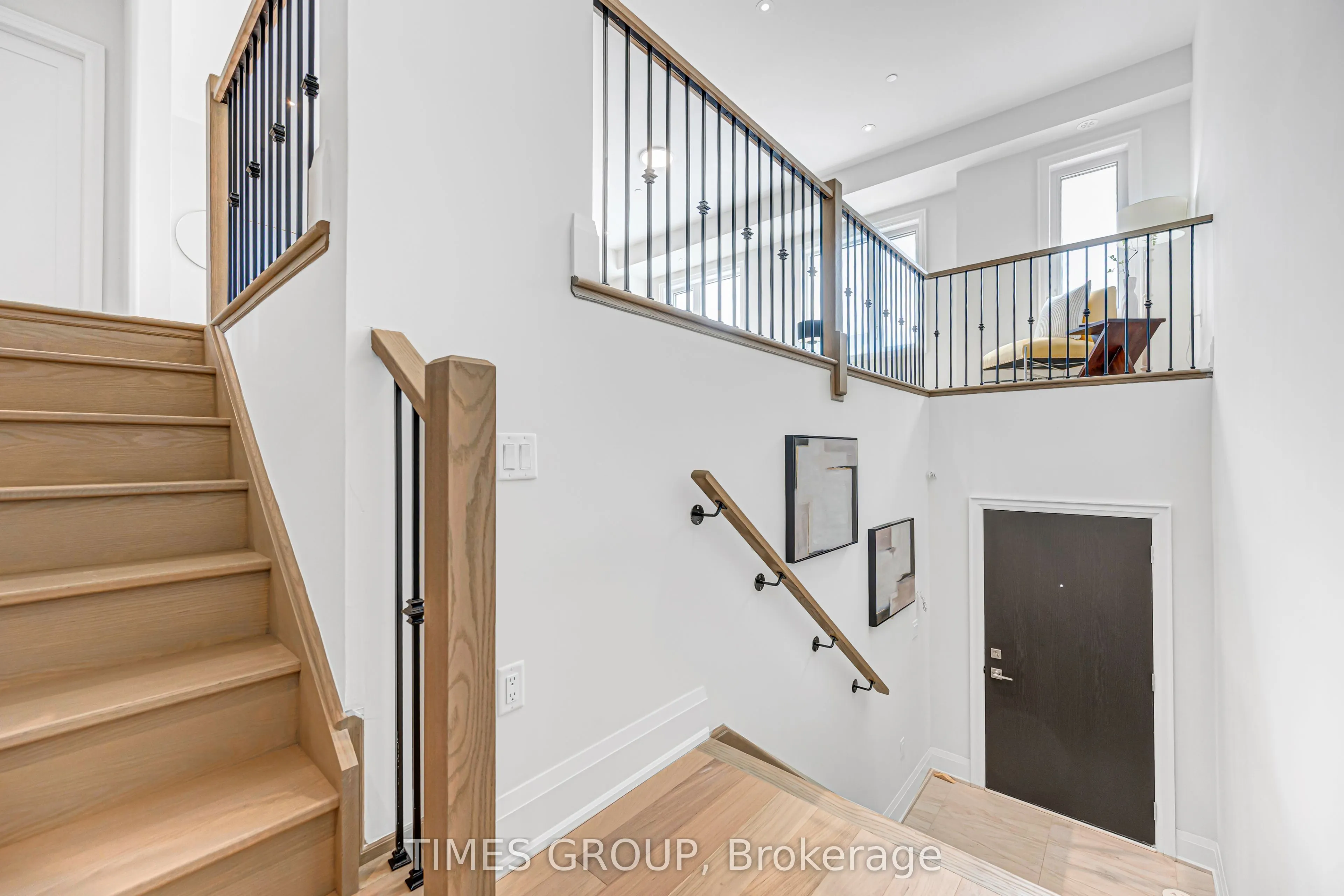 52 Grimsby Lane #33