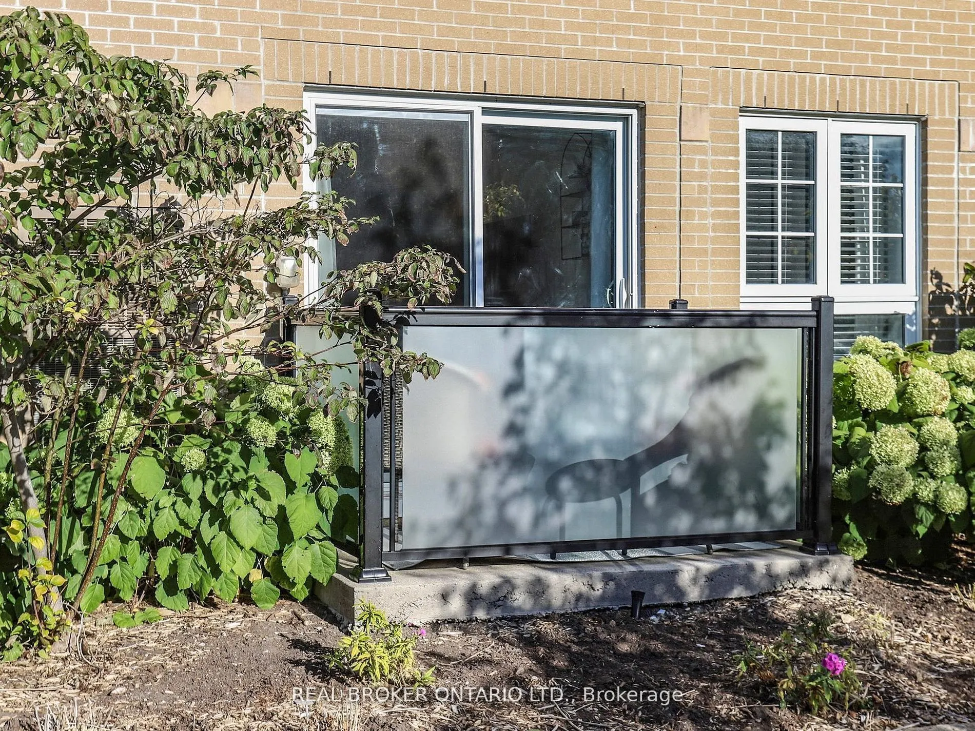 481 Rupert Avenue #122