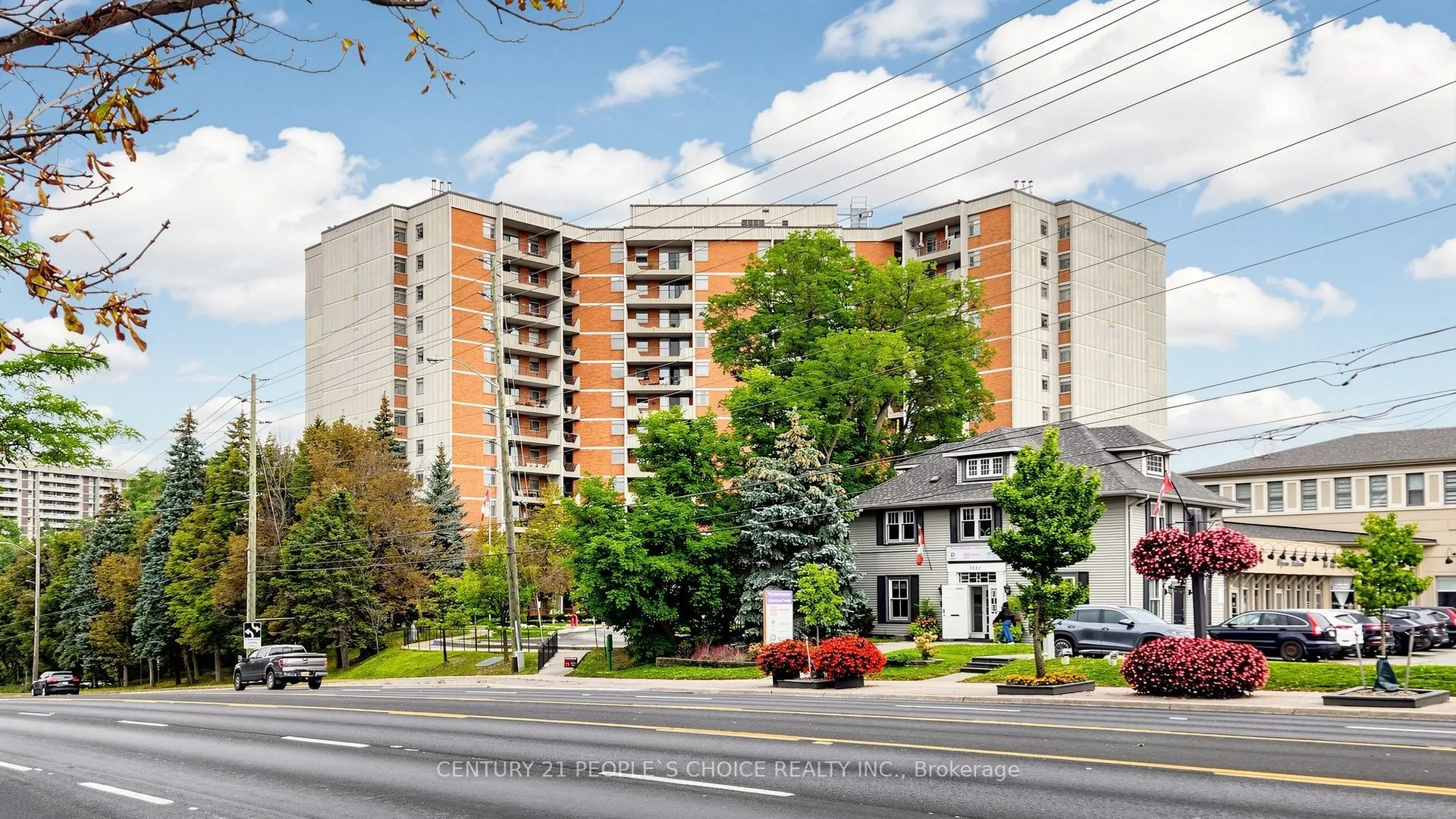 7811 Yonge Street #310