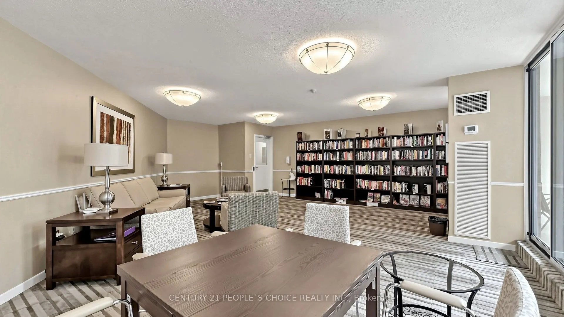 7811 Yonge Street #310