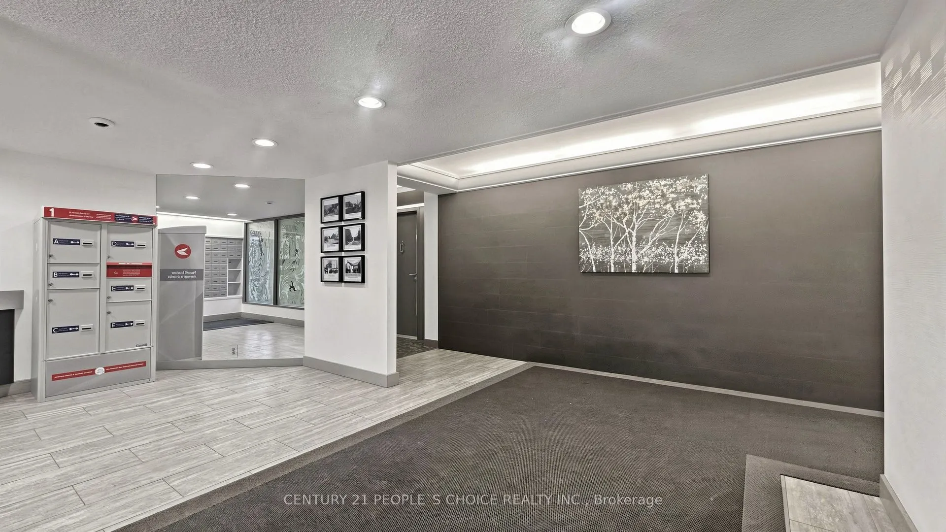 7811 Yonge Street #310