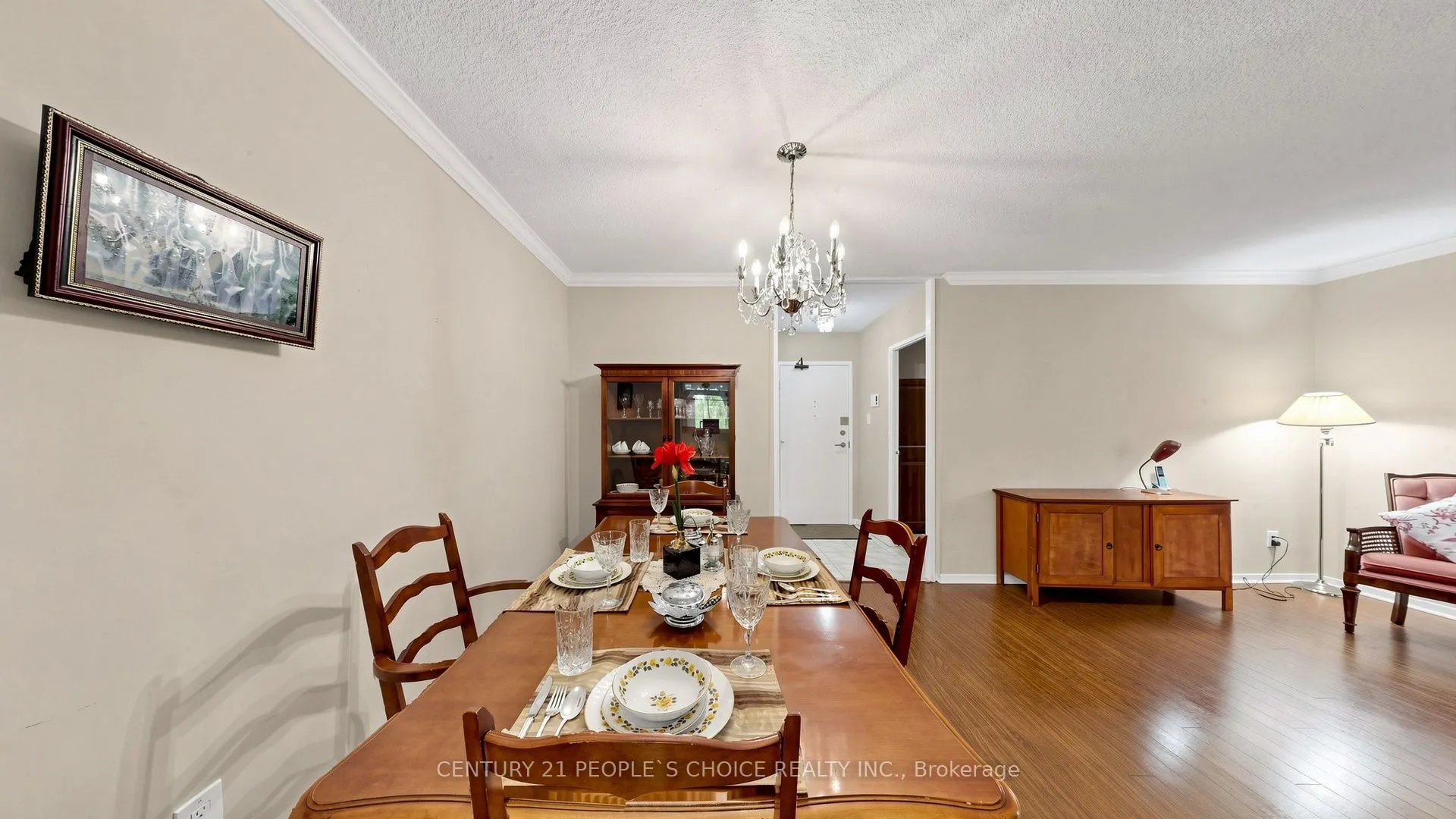 7811 Yonge Street #310