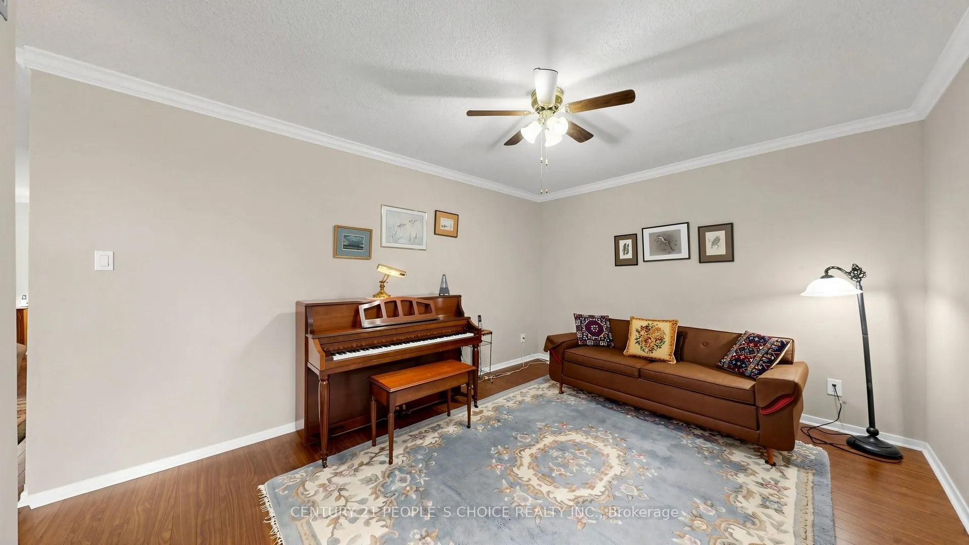 7811 Yonge Street #310
