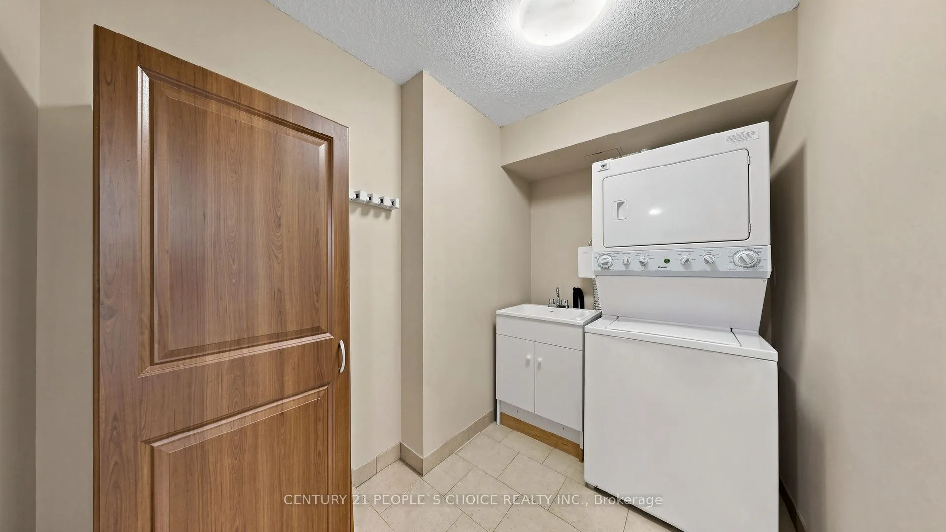 7811 Yonge Street #310