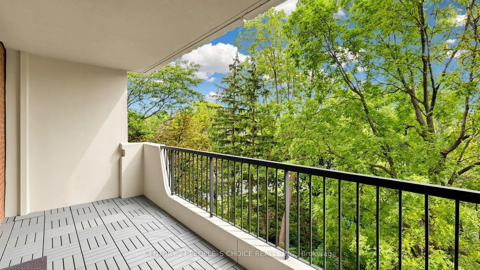 7811 Yonge Street #310