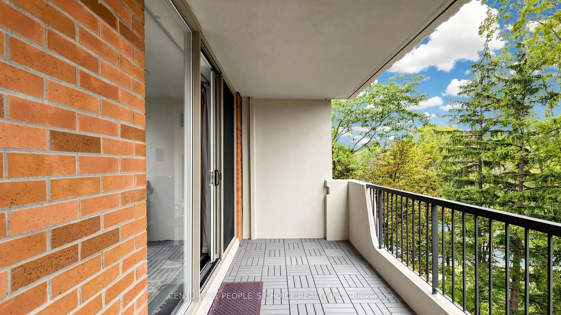 7811 Yonge Street #310