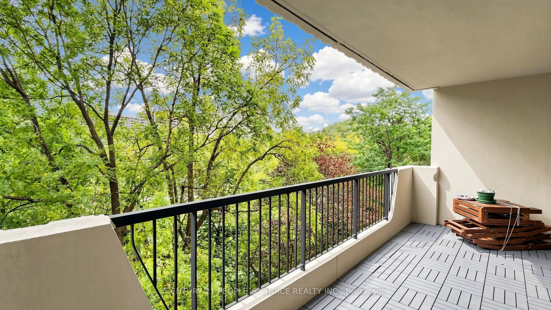 7811 Yonge Street #310