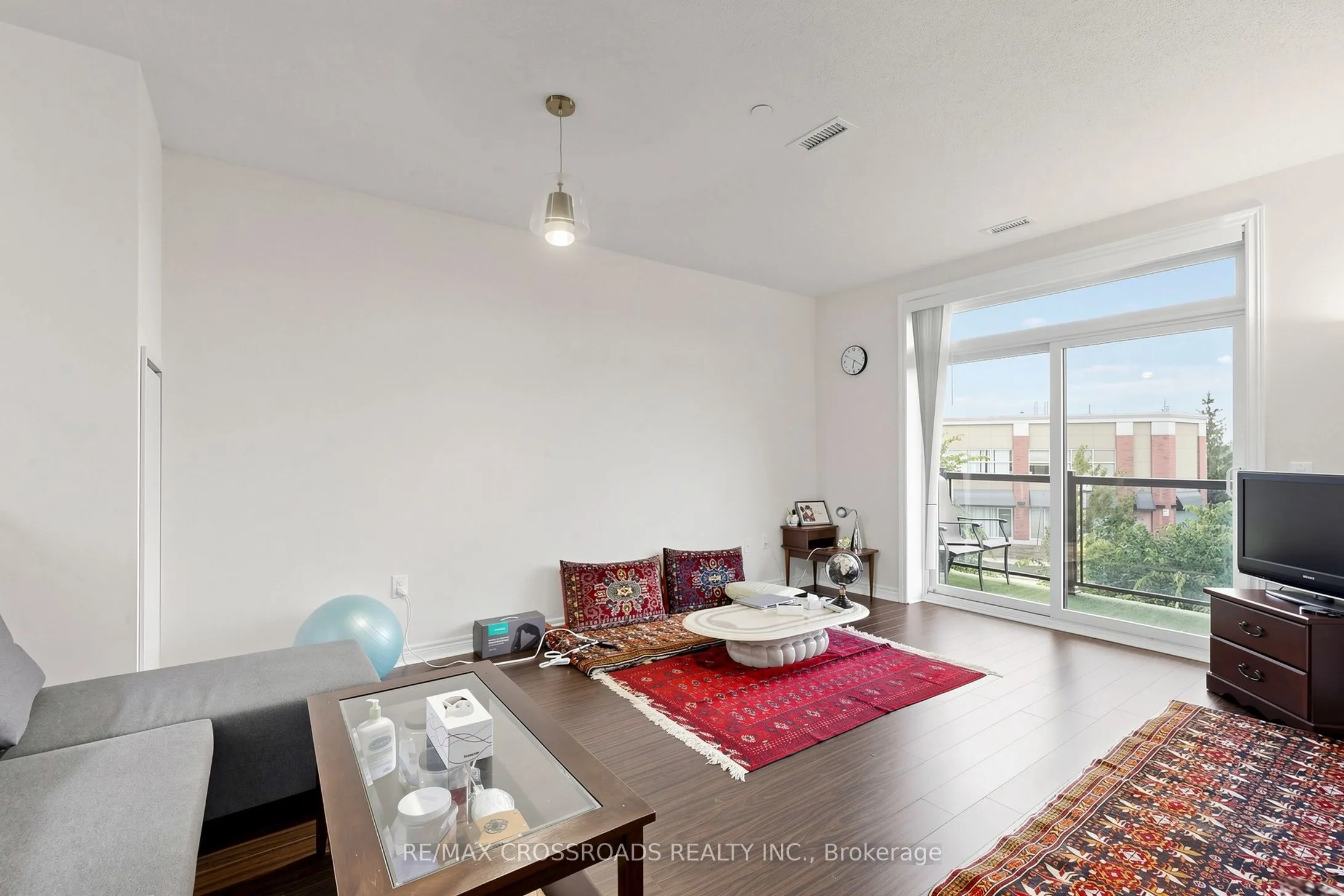 39 New Delhi Drive N #222