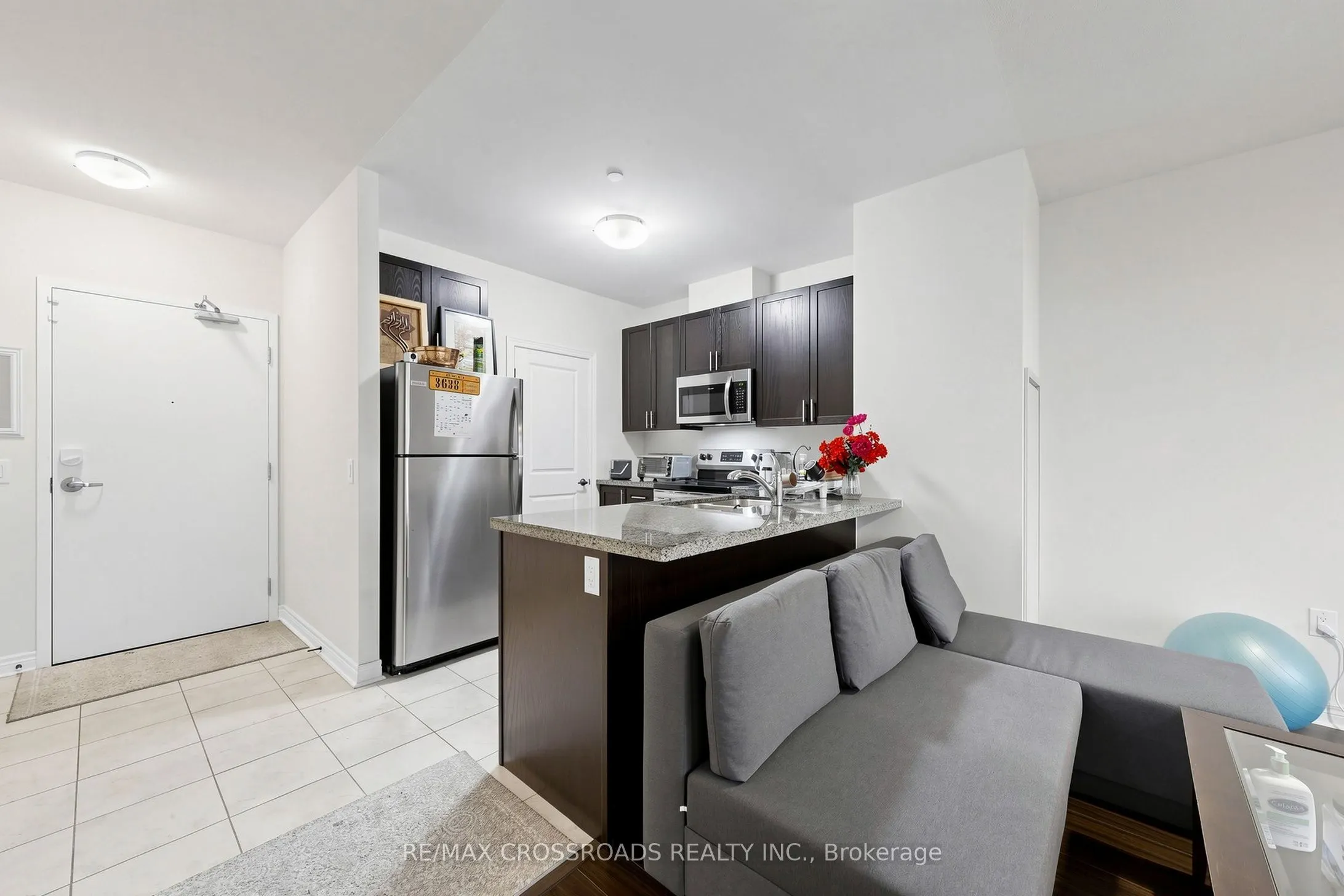 39 New Delhi Drive N #222