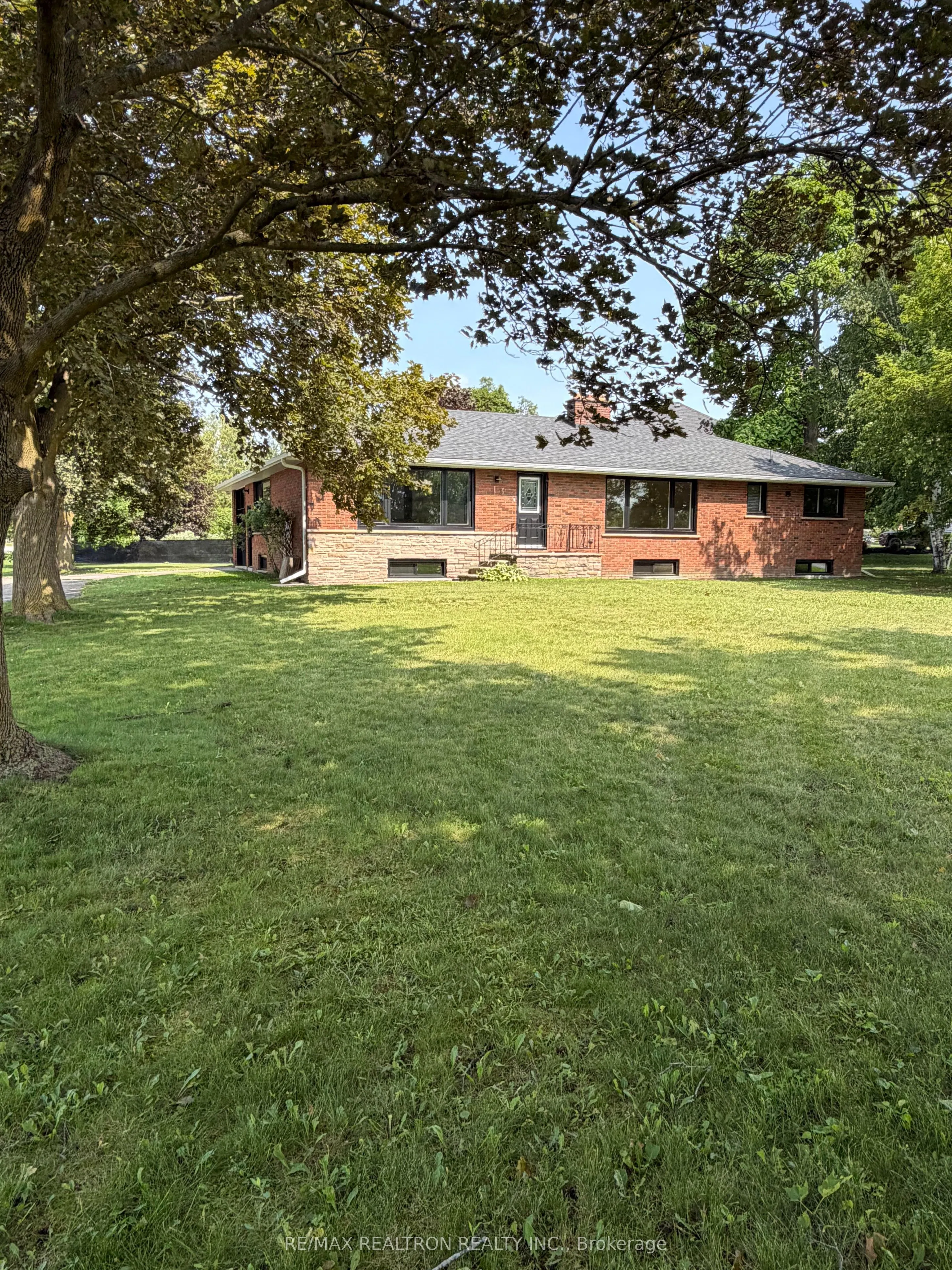 13 Circle Ridge Drive
