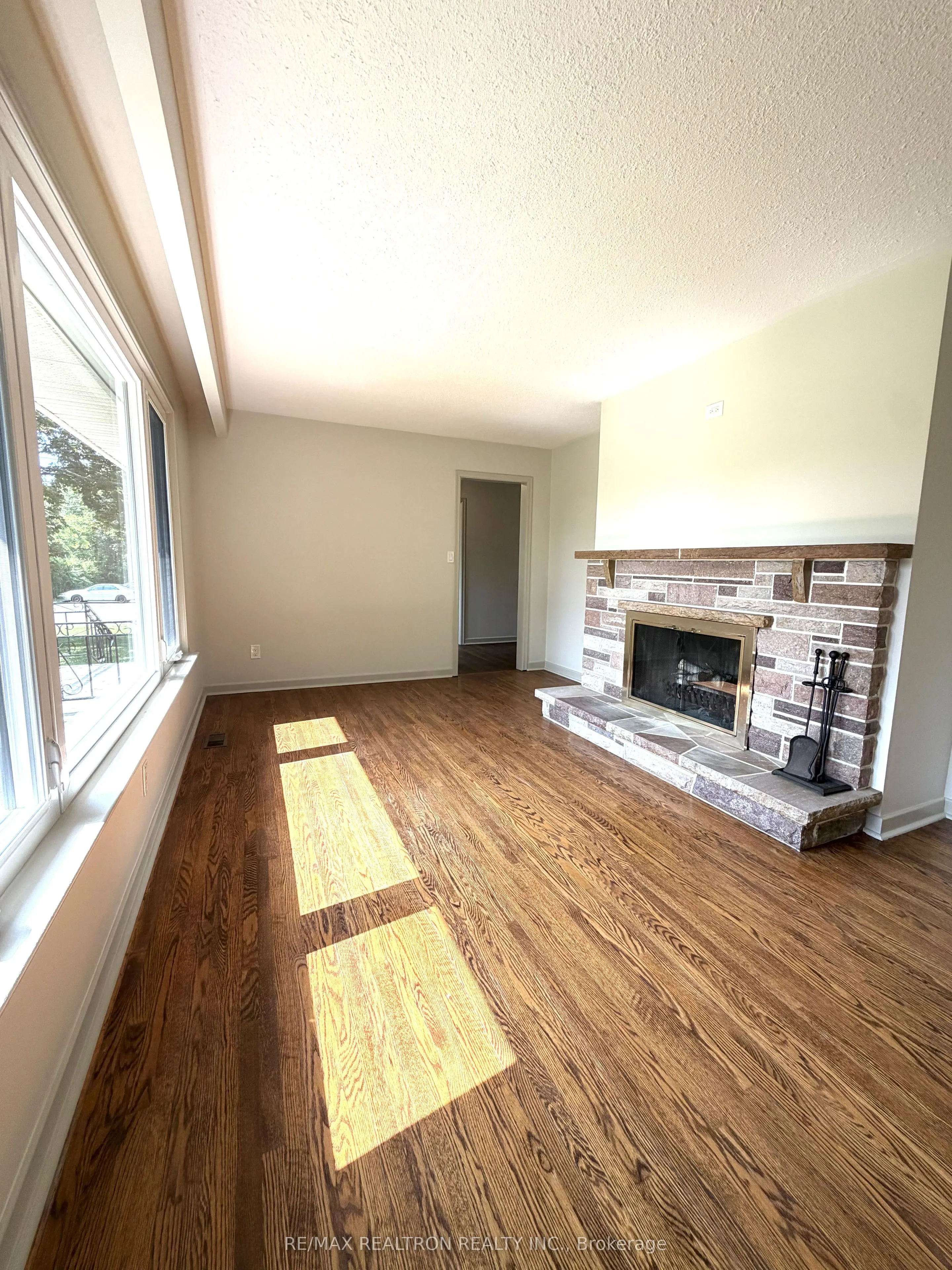 13 Circle Ridge Drive