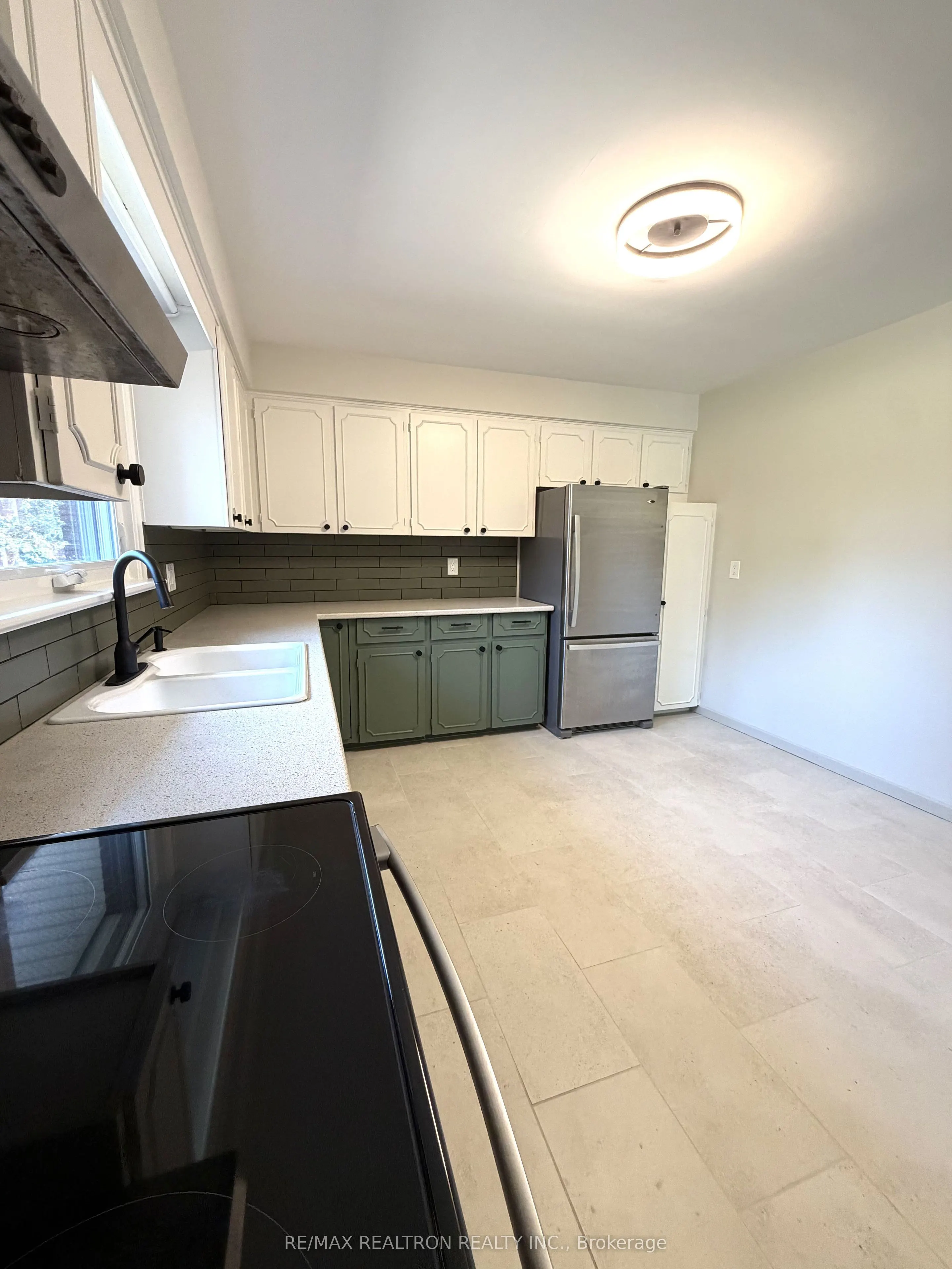 13 Circle Ridge Drive