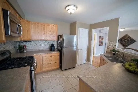52 Apple Tree Crescent