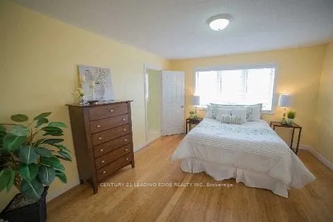 52 Apple Tree Crescent