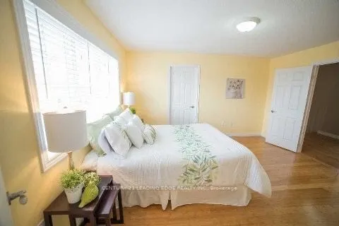 52 Apple Tree Crescent