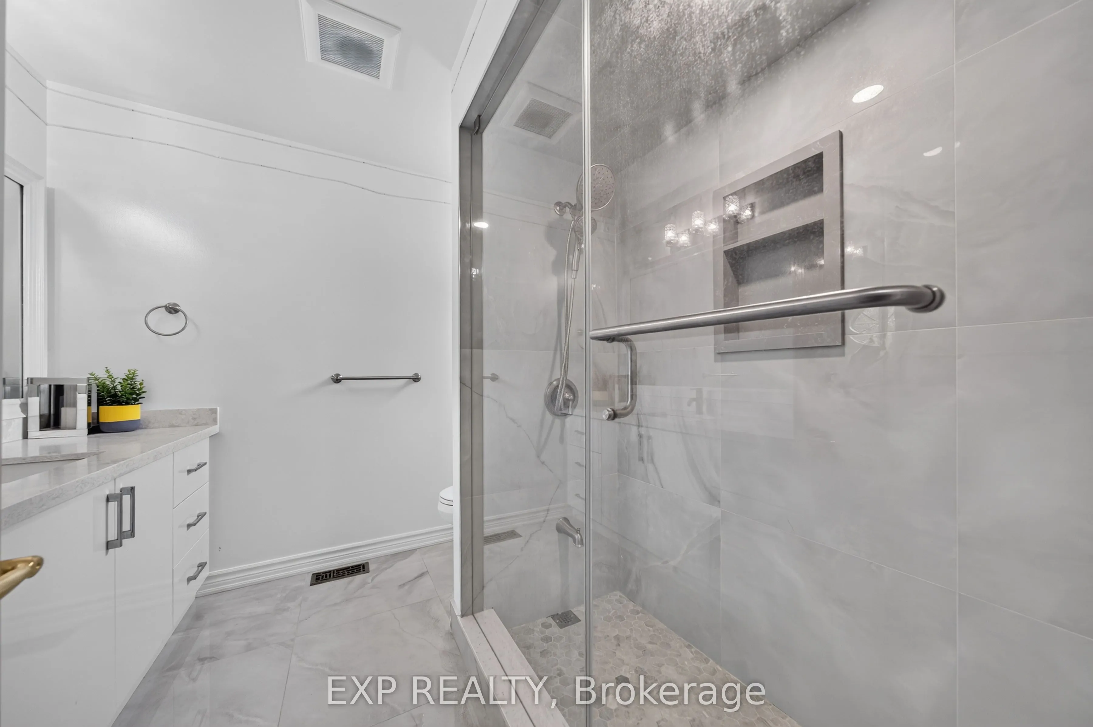 785 Quantra Crescent