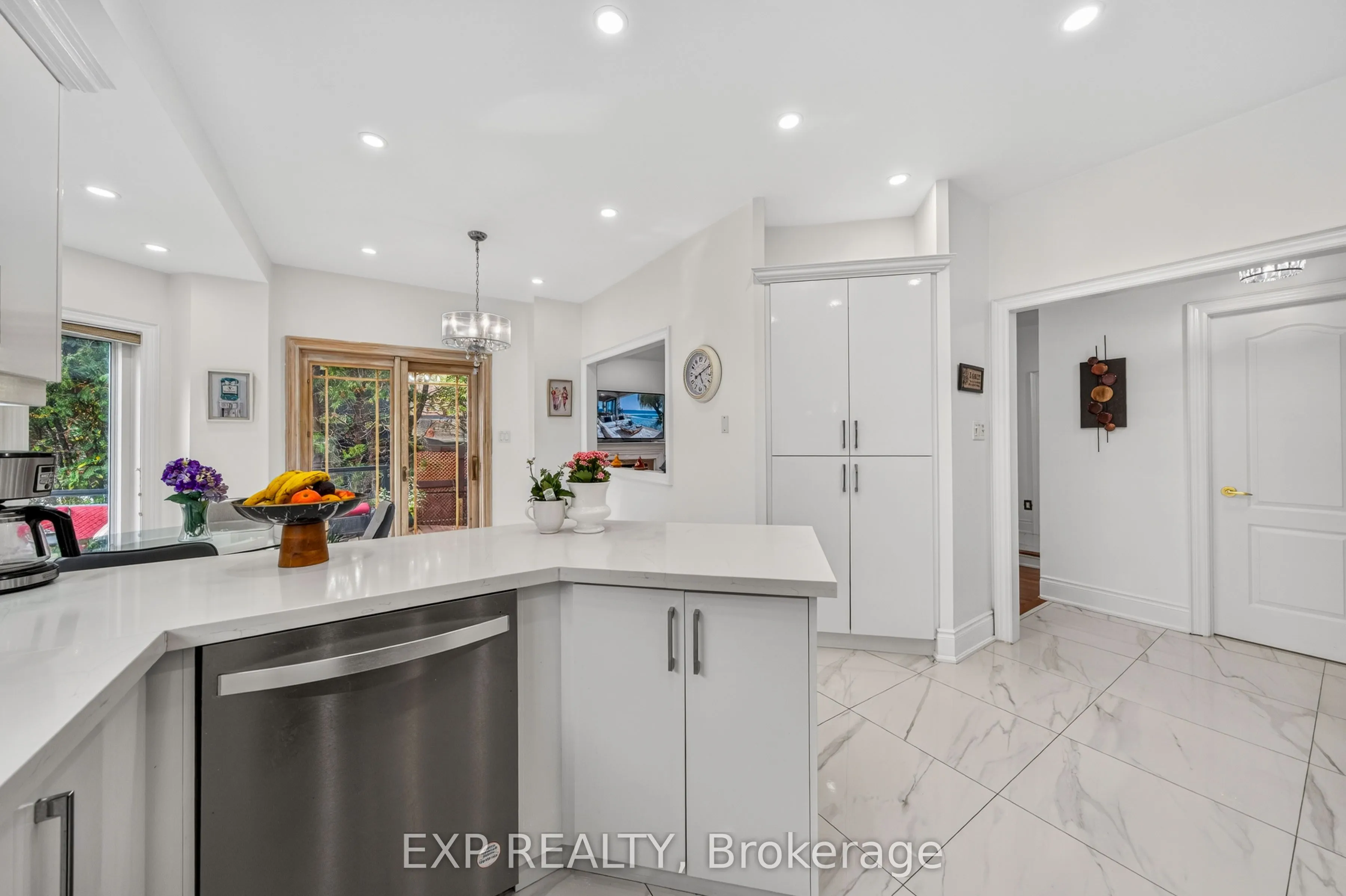 785 Quantra Crescent