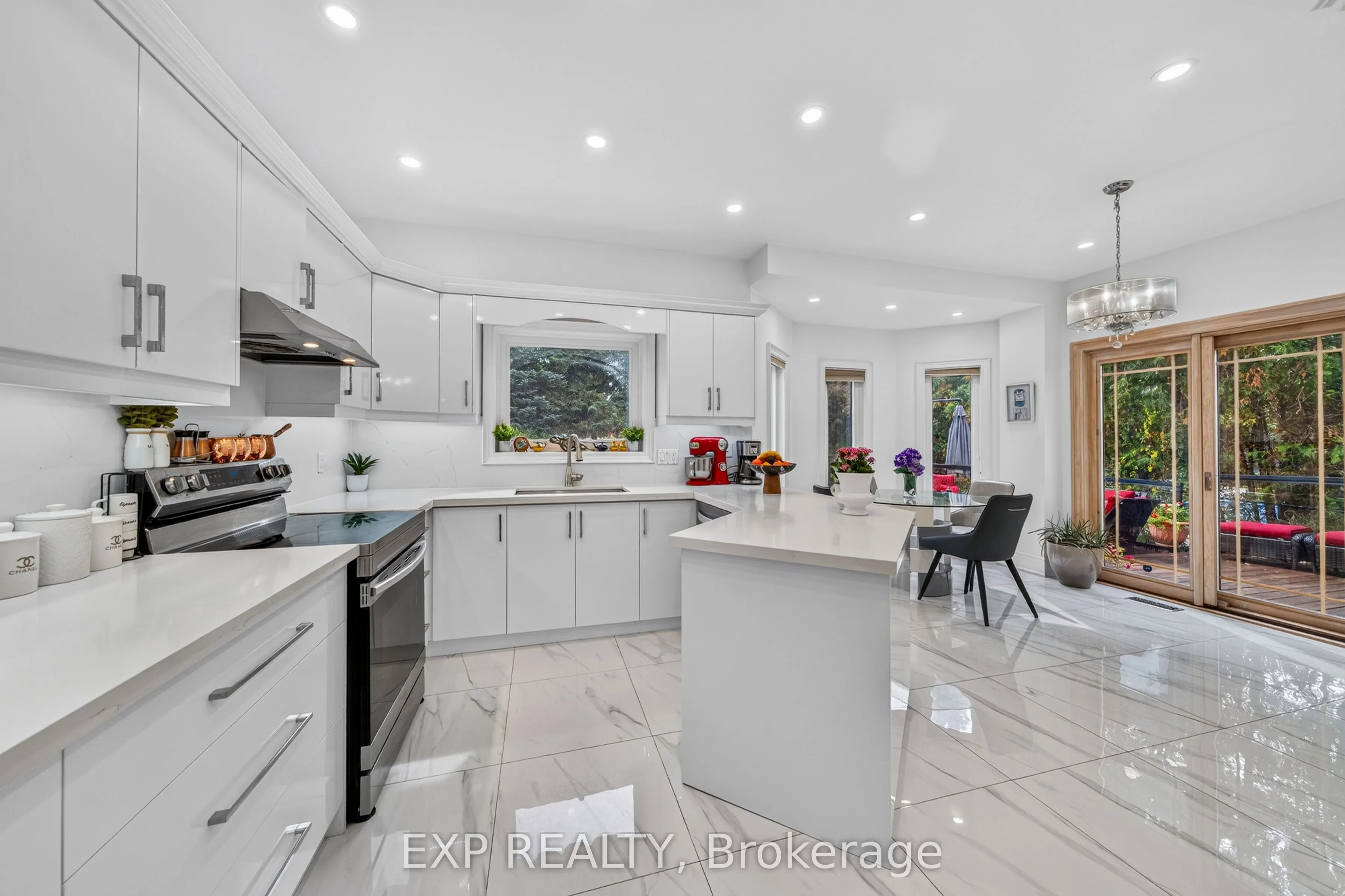 785 Quantra Crescent