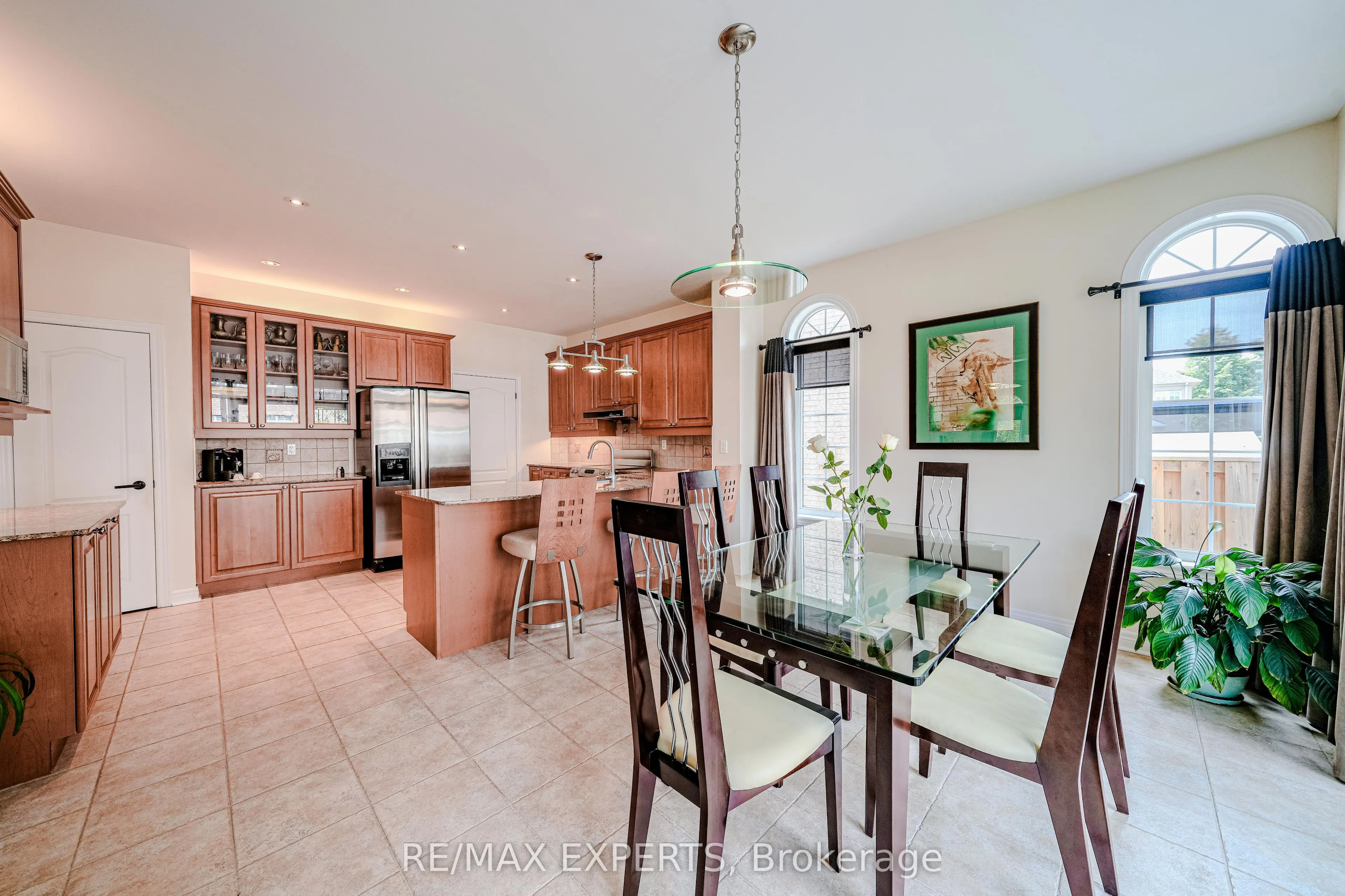 6 Elyssa Drive