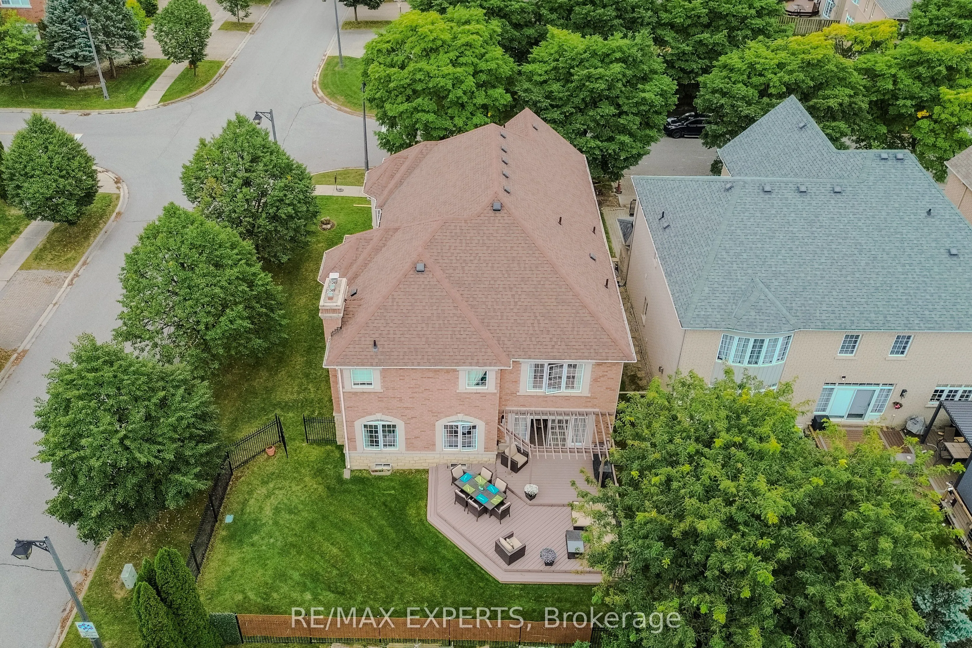 6 Elyssa Drive
