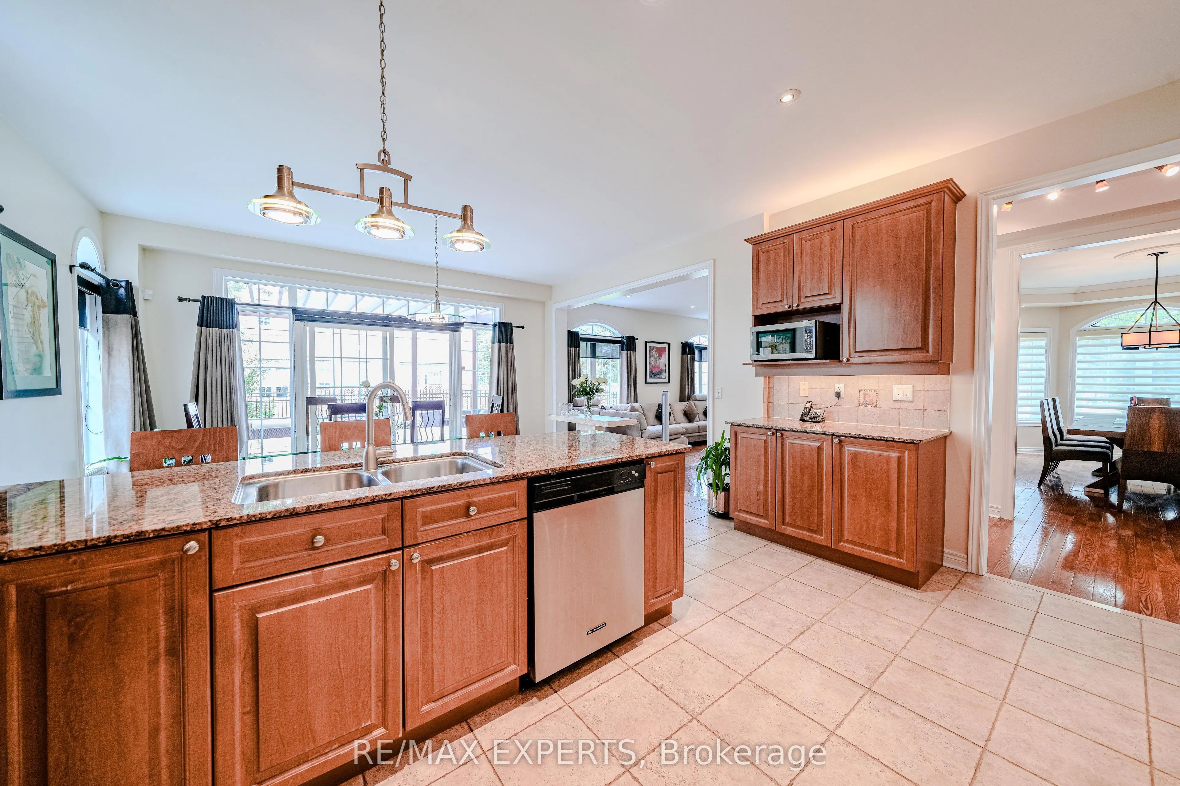 6 Elyssa Drive
